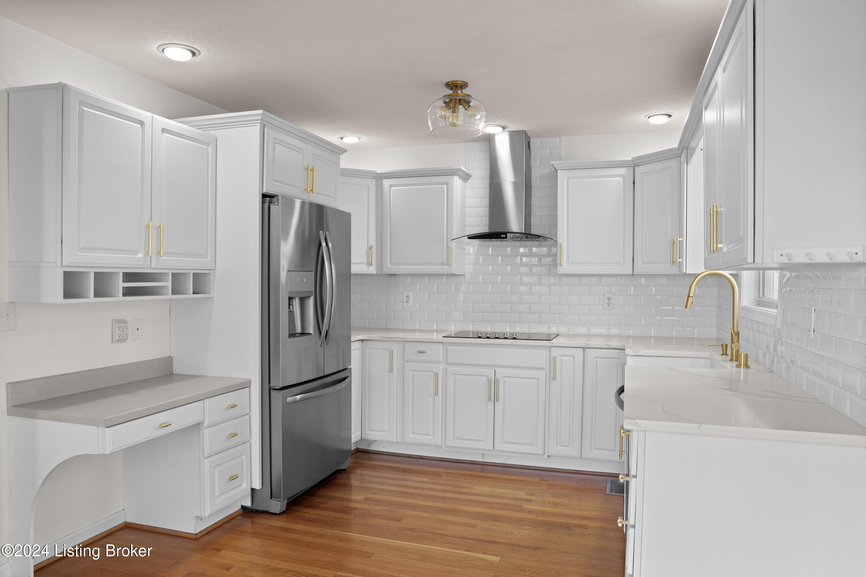 9115 Auburn Woods Ct