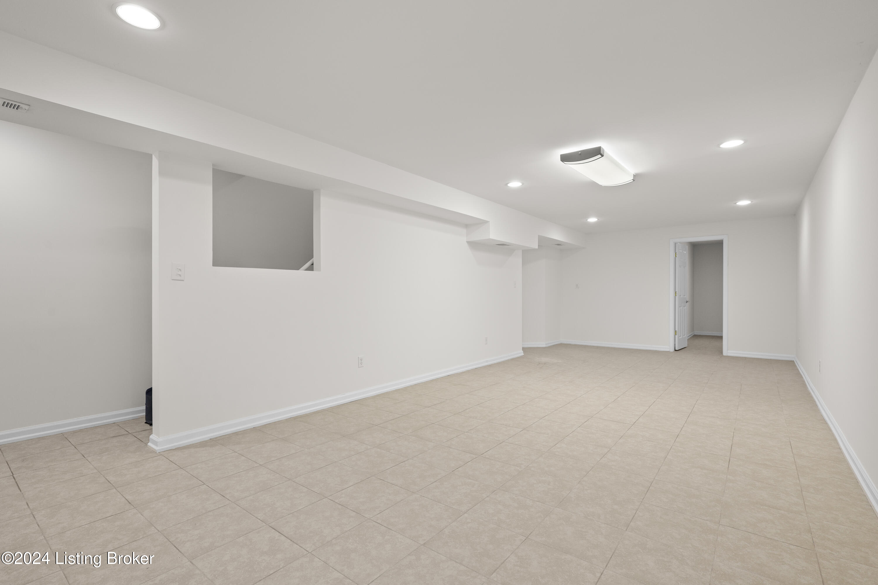 9115 Auburn Woods Ct