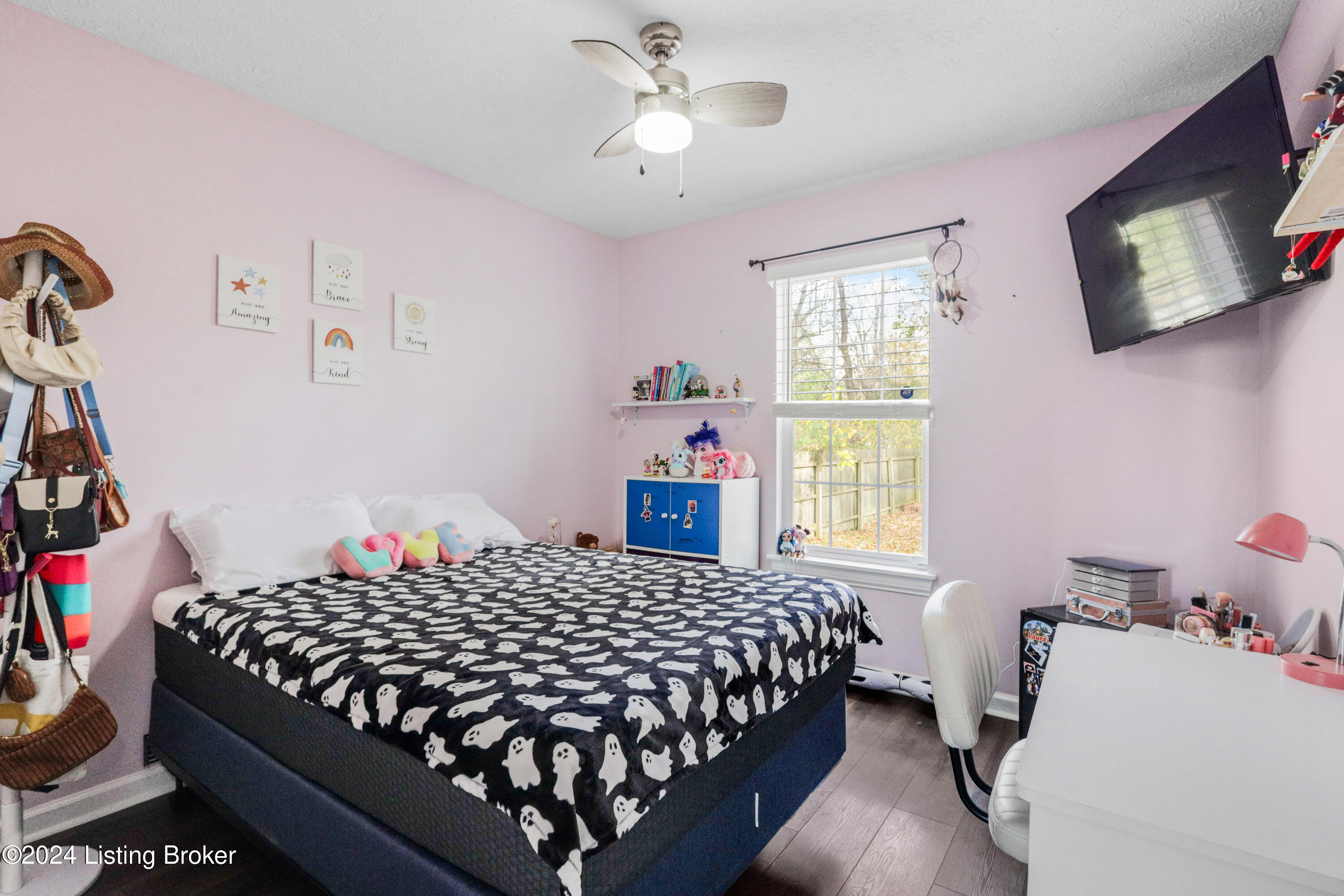 1430 1/2 Forest Dr