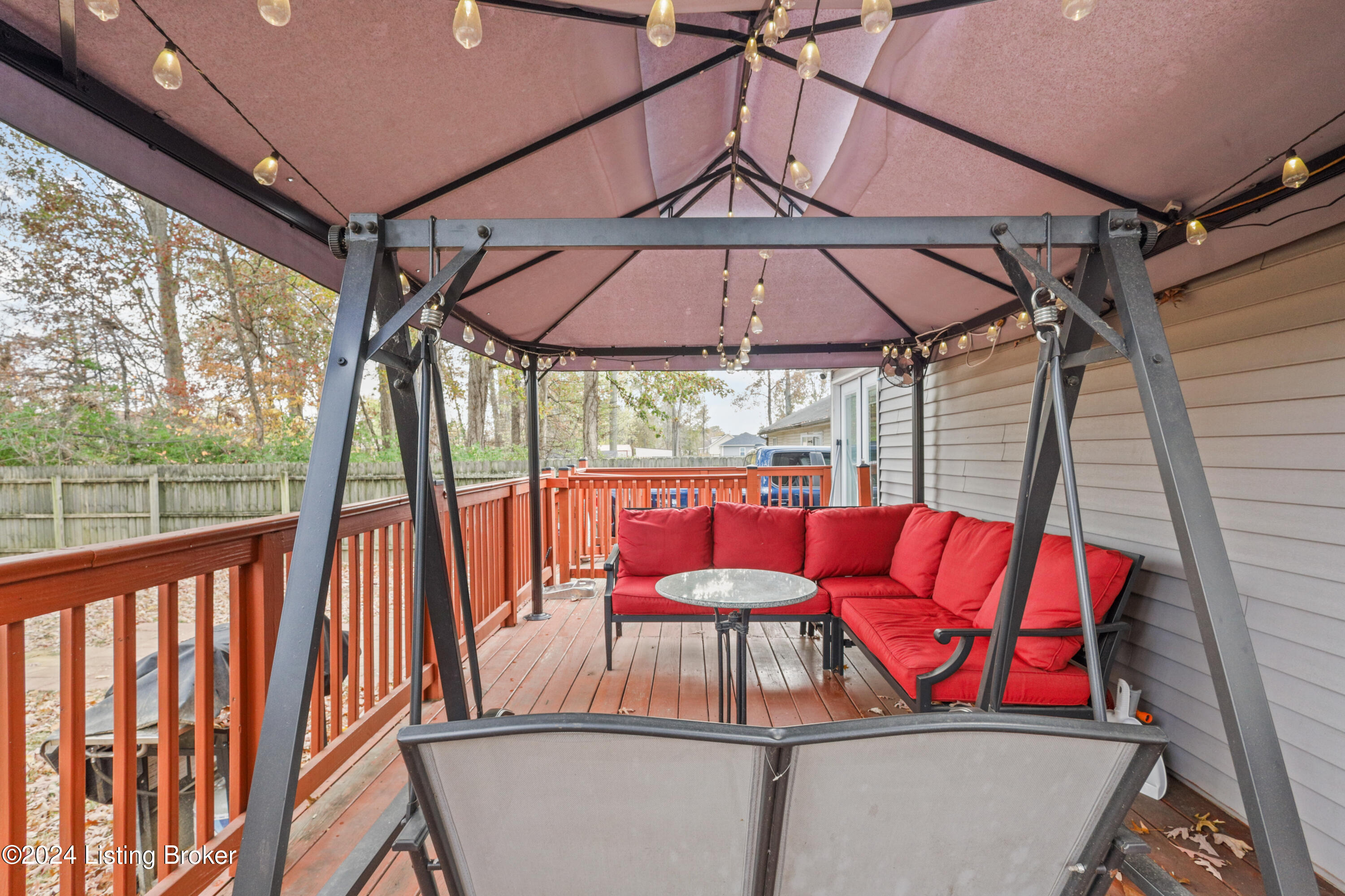 1430 1/2 Forest Dr