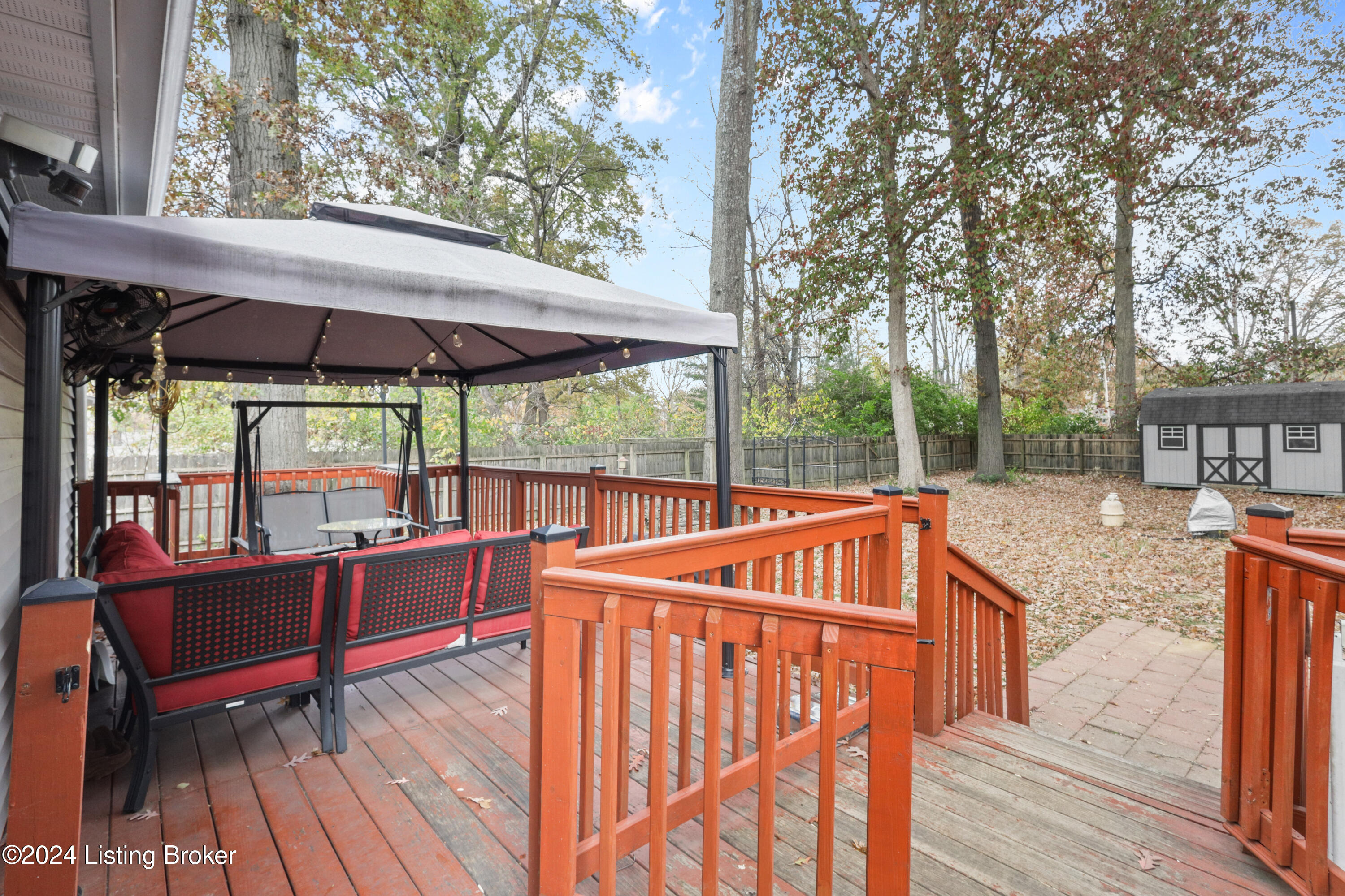 1430 1/2 Forest Dr