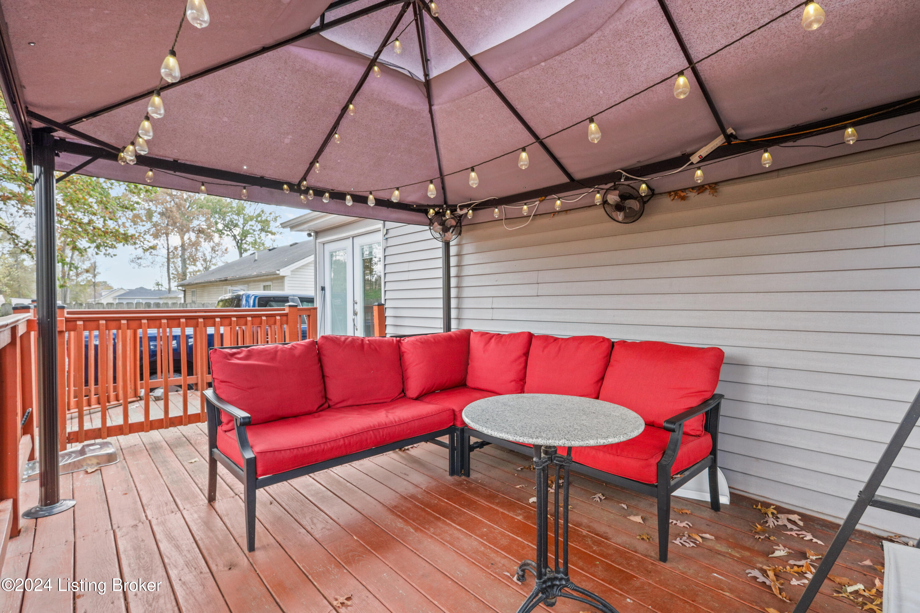 1430 1/2 Forest Dr