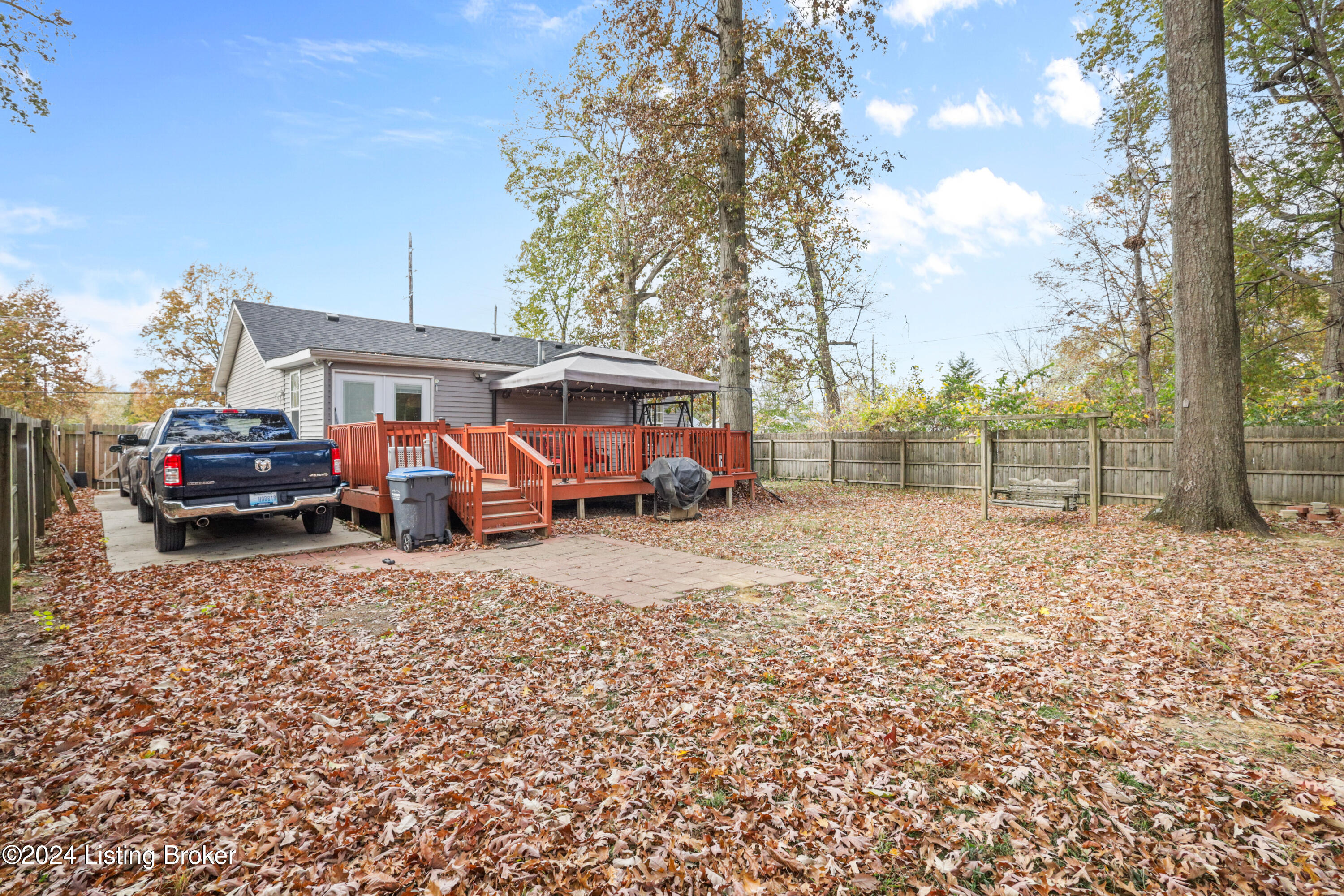 1430 1/2 Forest Dr