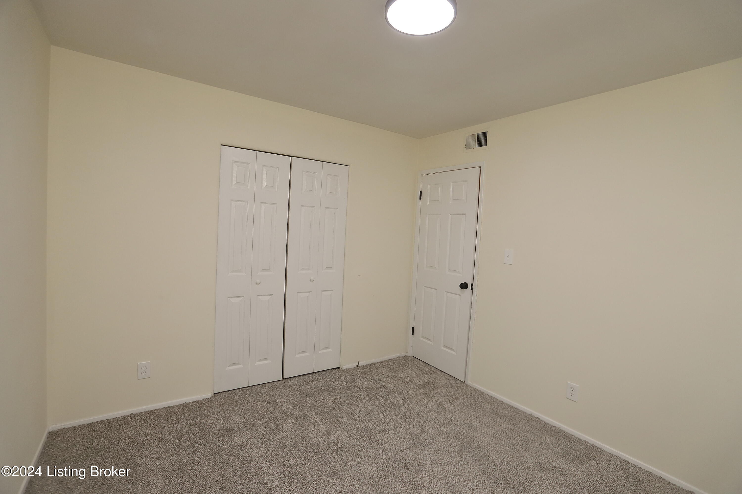 701 Glengarry Dr