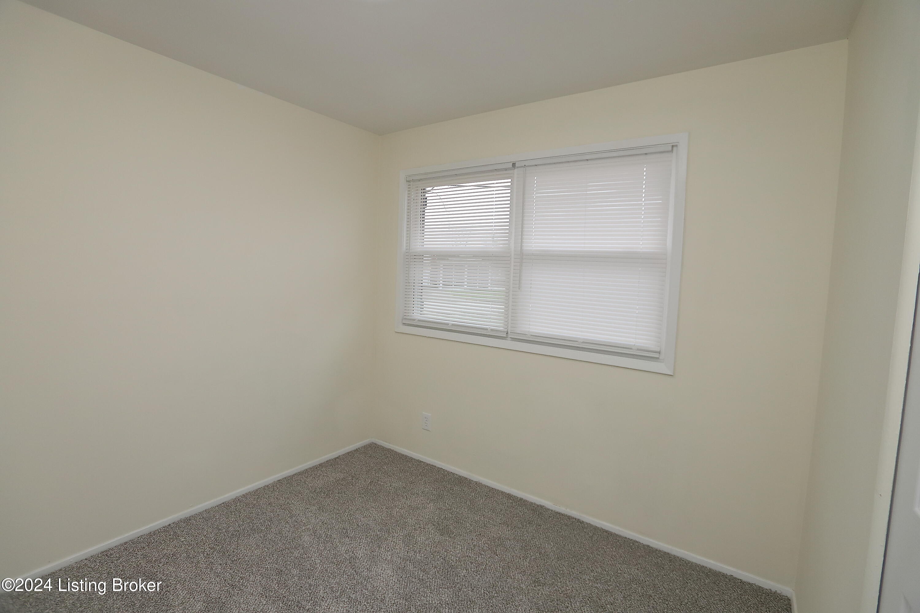 701 Glengarry Dr