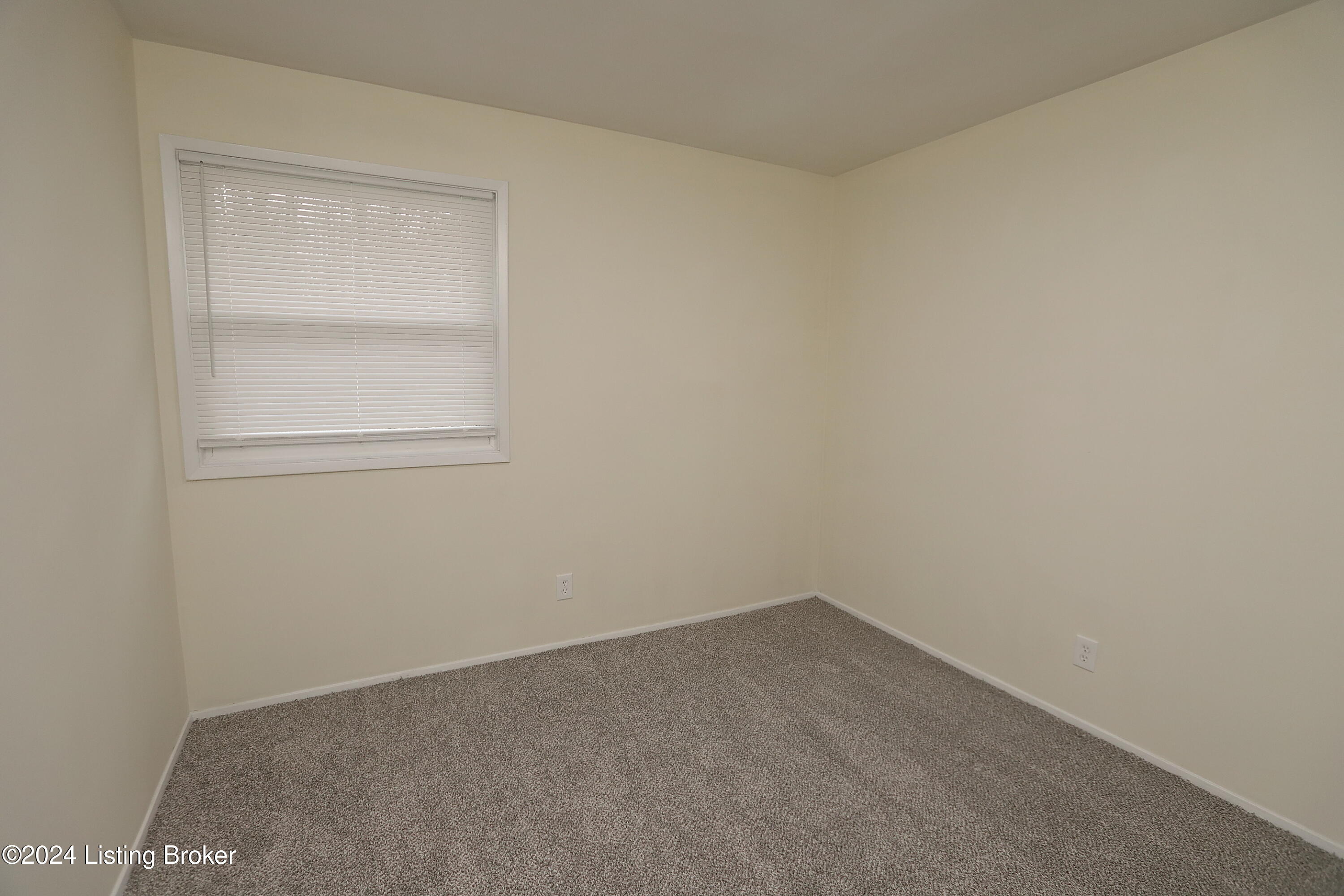 701 Glengarry Dr