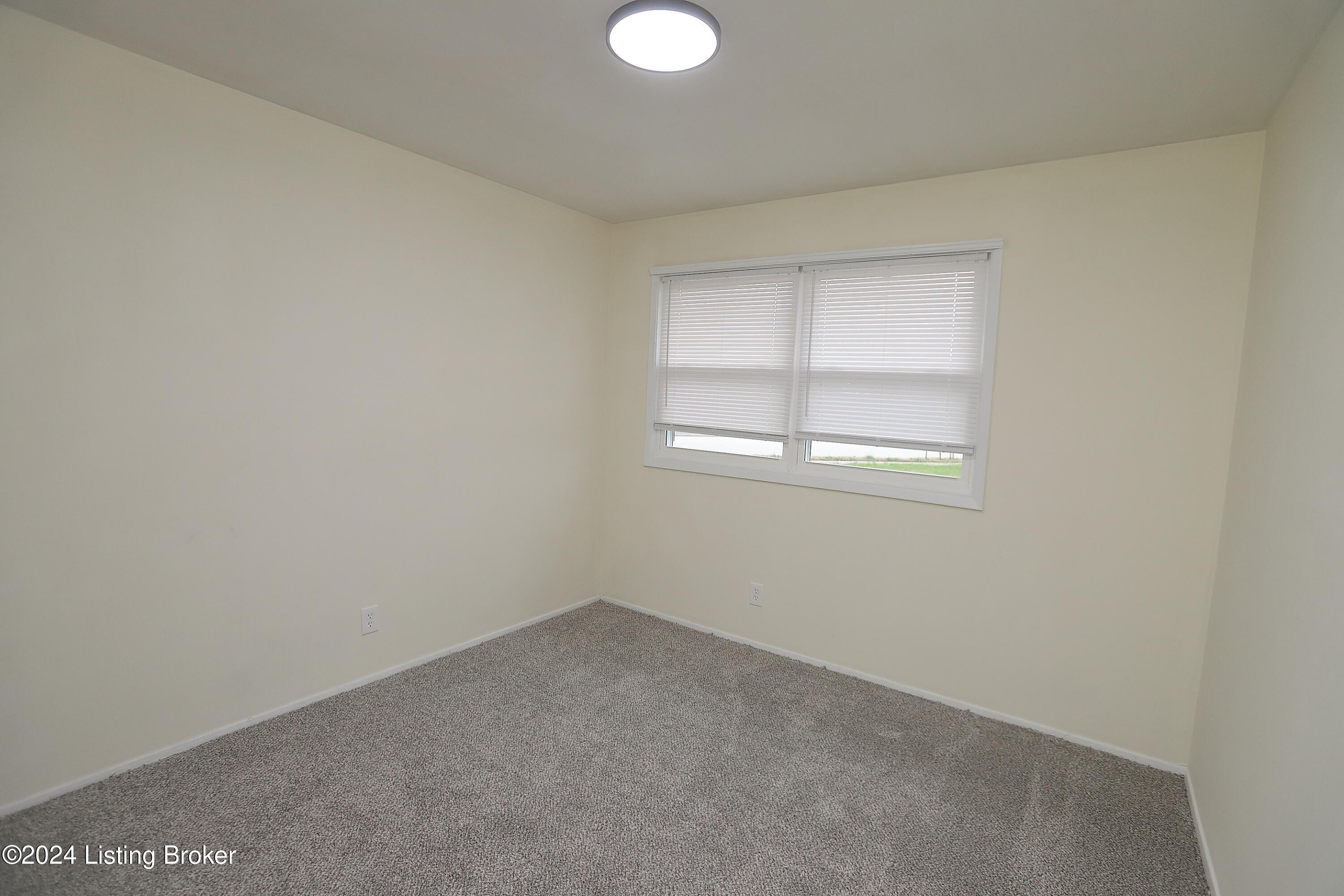 701 Glengarry Dr