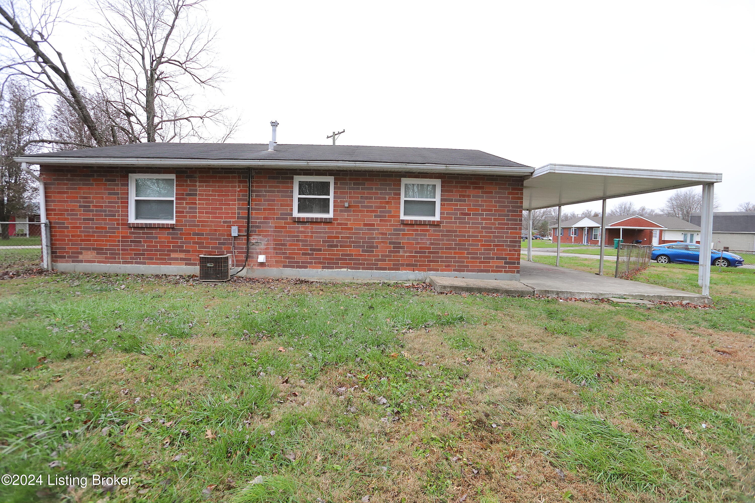 701 Glengarry Dr