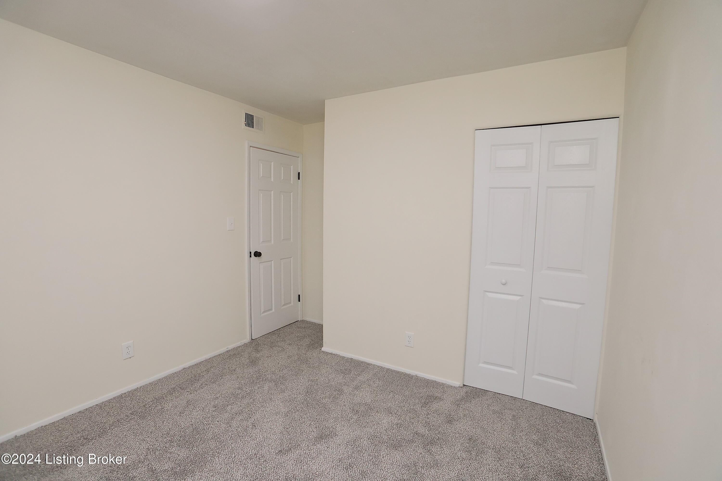701 Glengarry Dr