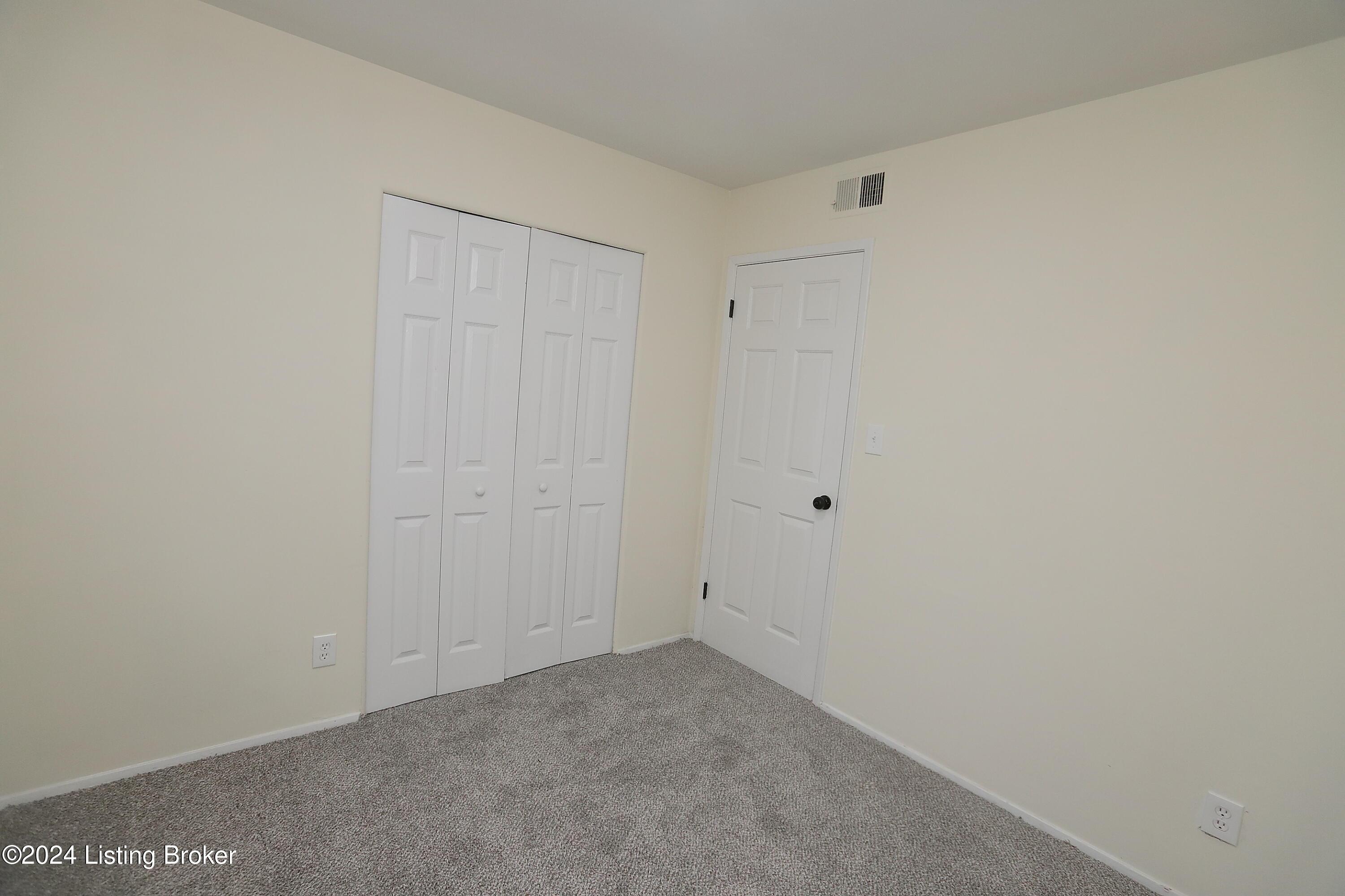 701 Glengarry Dr