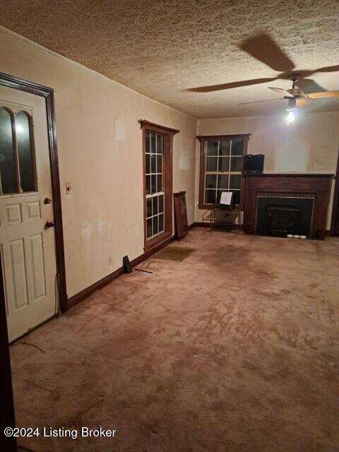 952 Palatka Rd