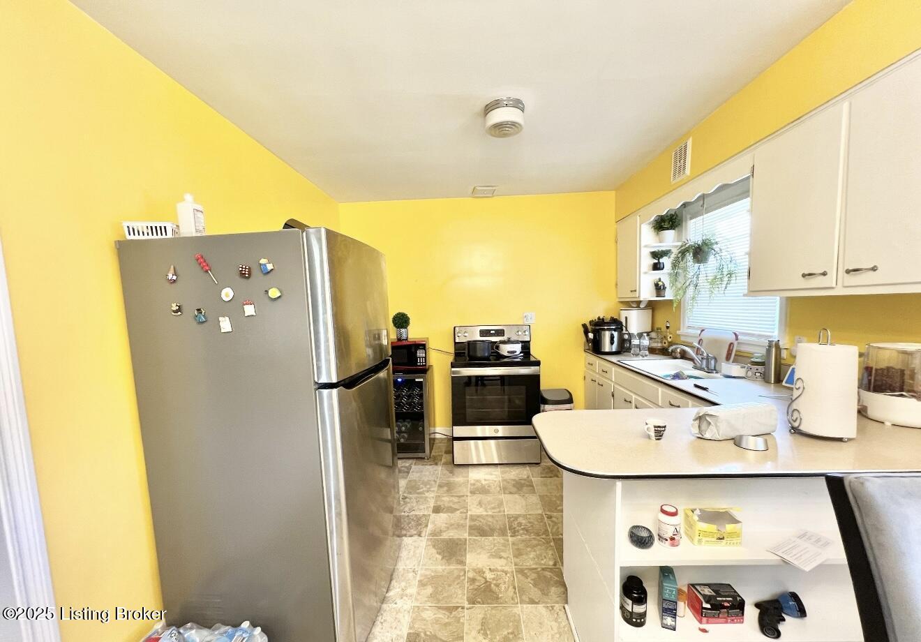 10906 Deering Rd