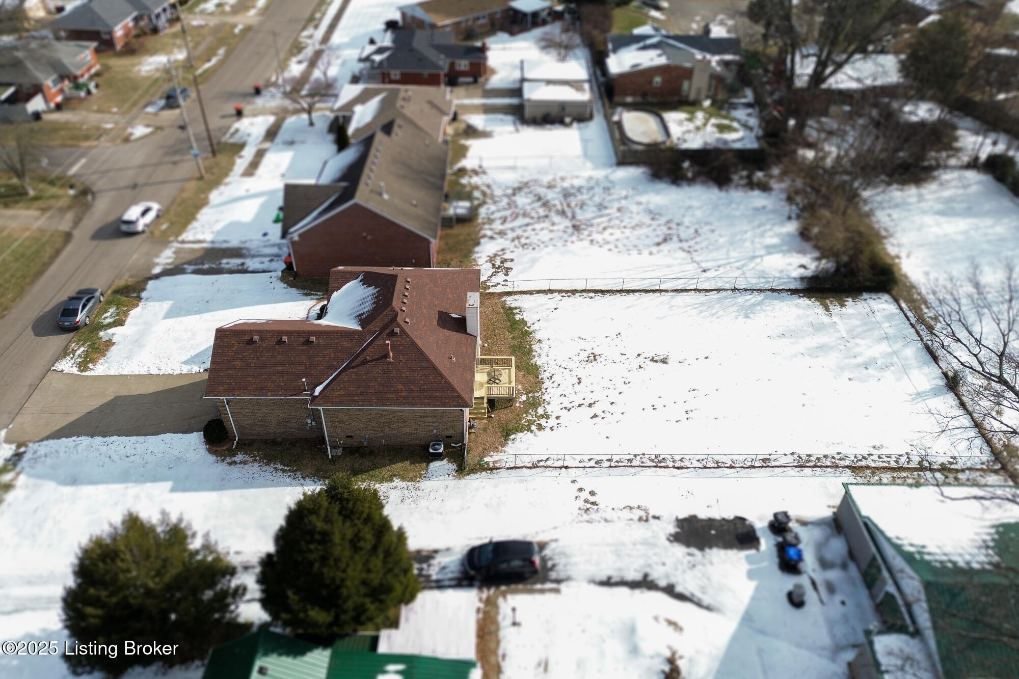1572 Sadie Ln