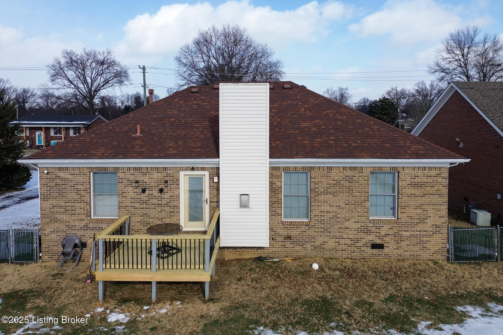 1572 Sadie Ln