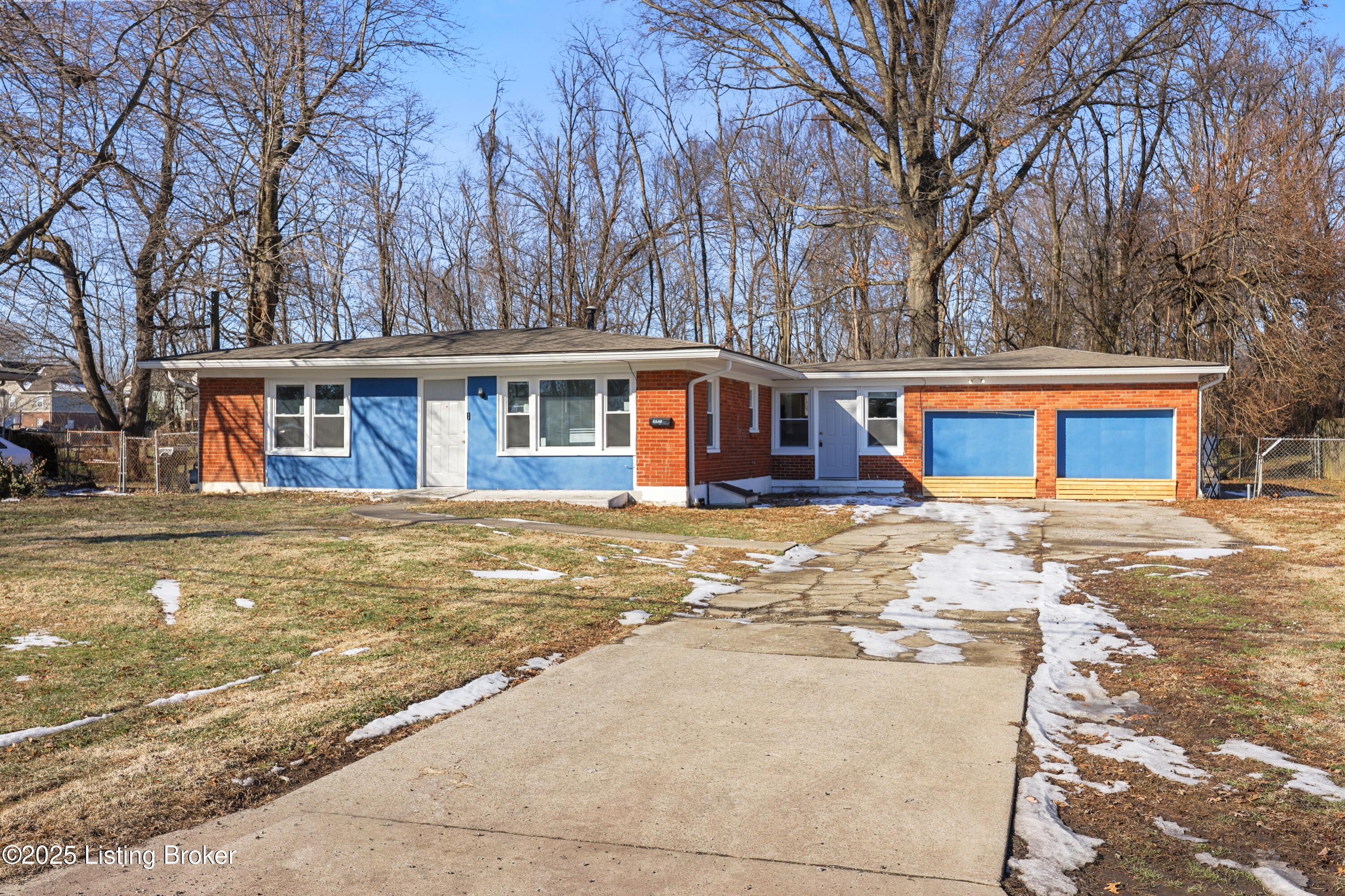 4330 Lynnview Dr