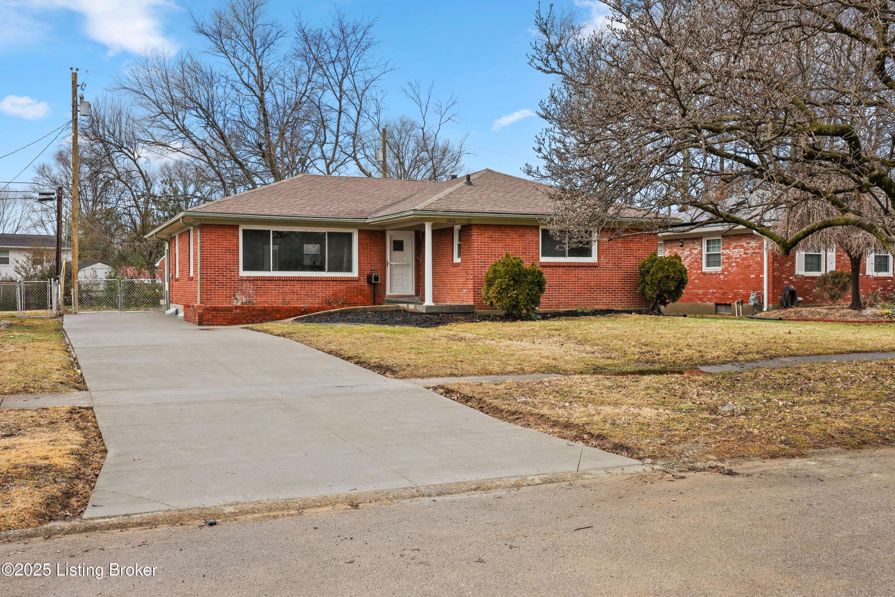 3816 Chatham Rd