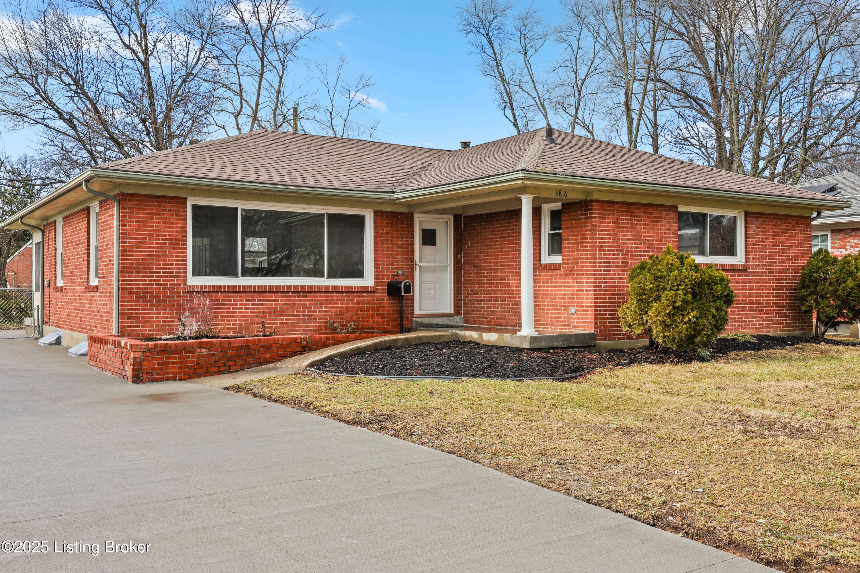 3816 Chatham Rd