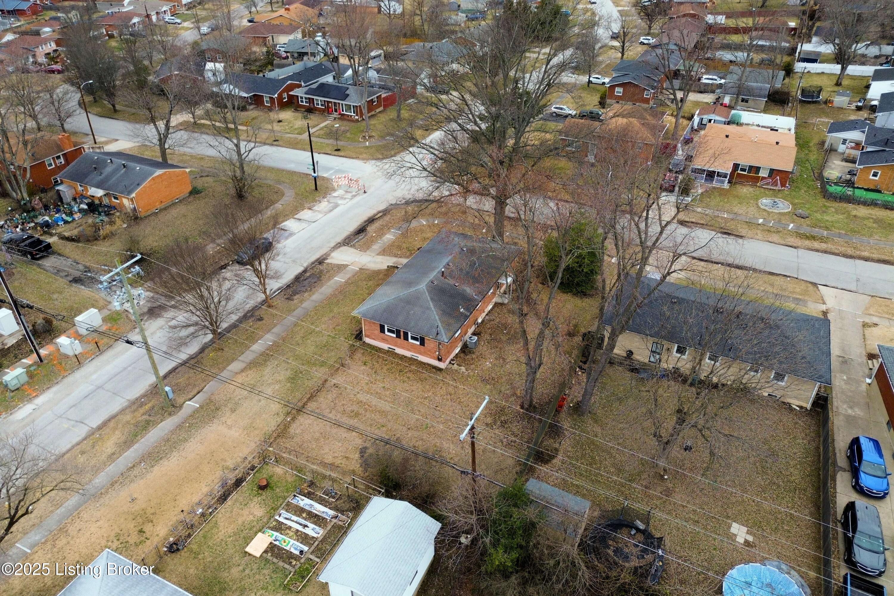 1003 Clayborne Rd