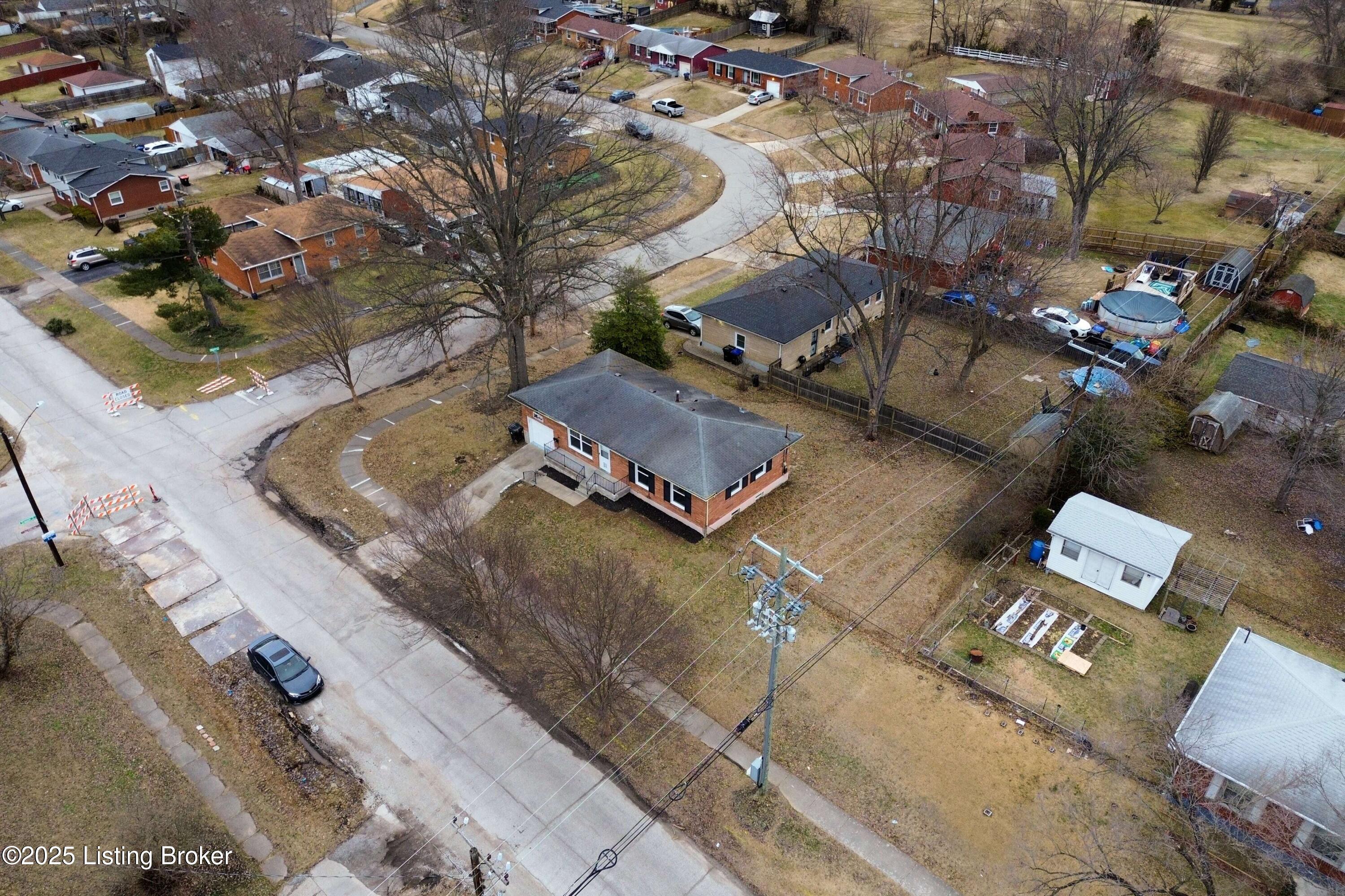 1003 Clayborne Rd