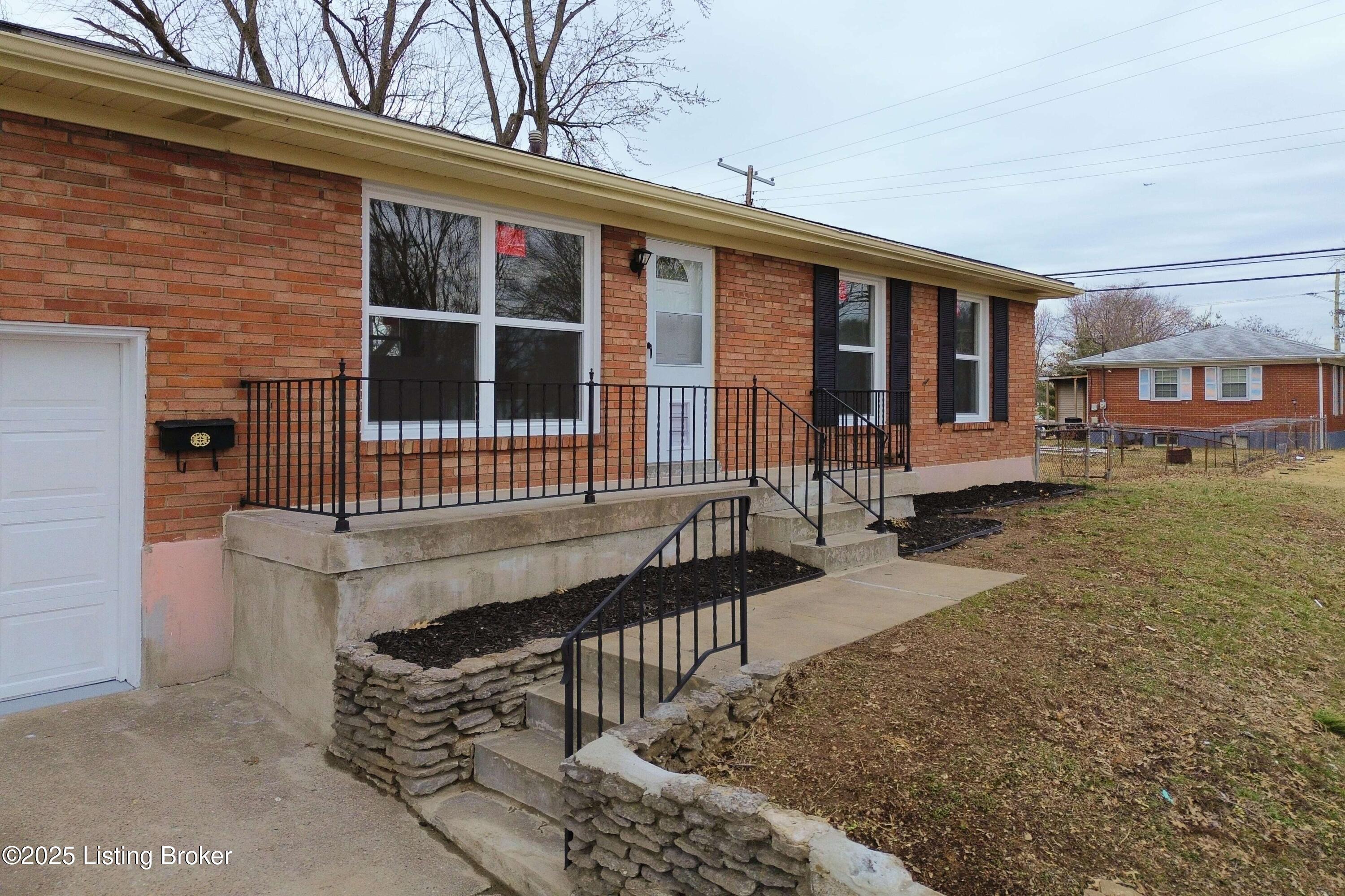1003 Clayborne Rd