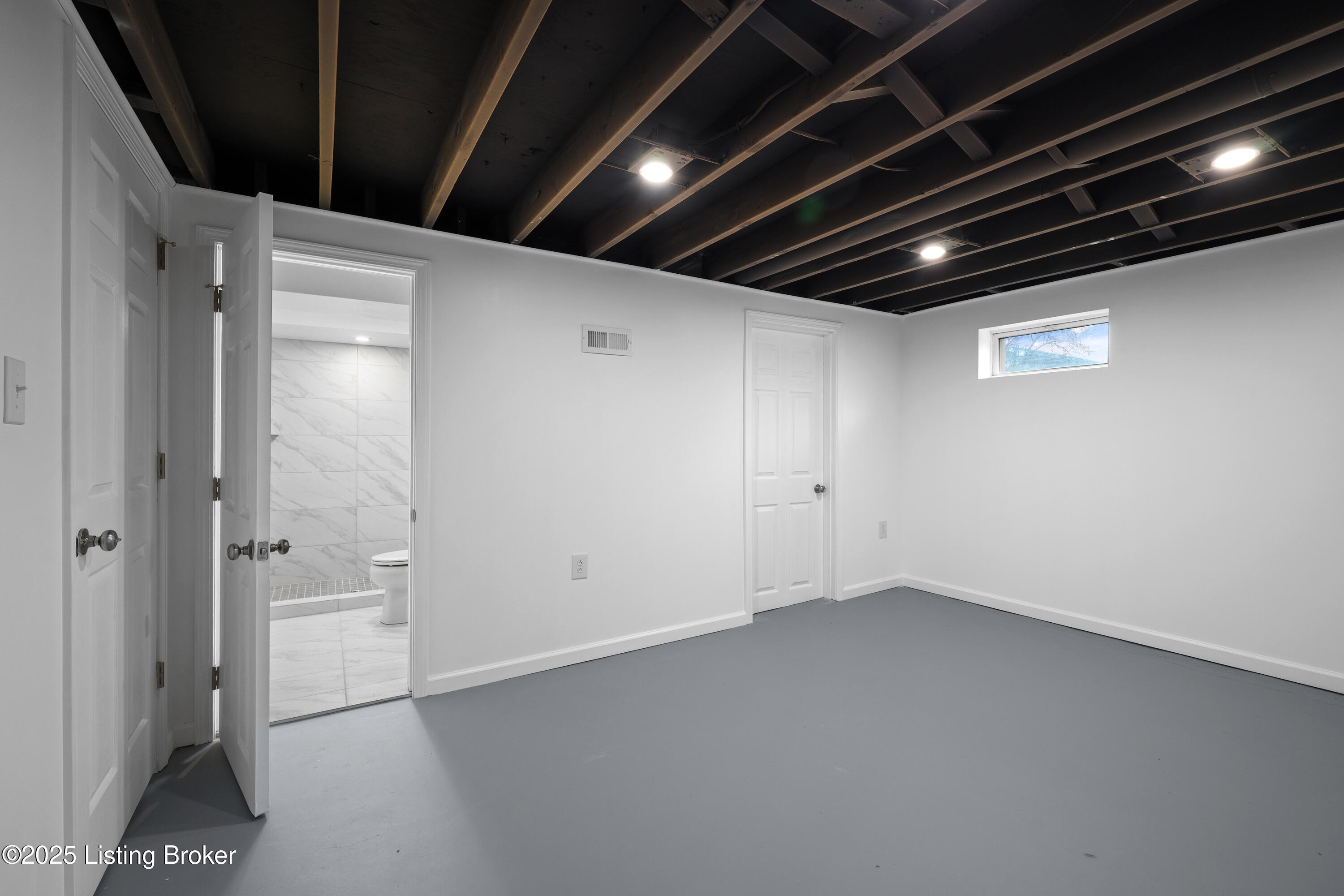 1003 Clayborne Rd