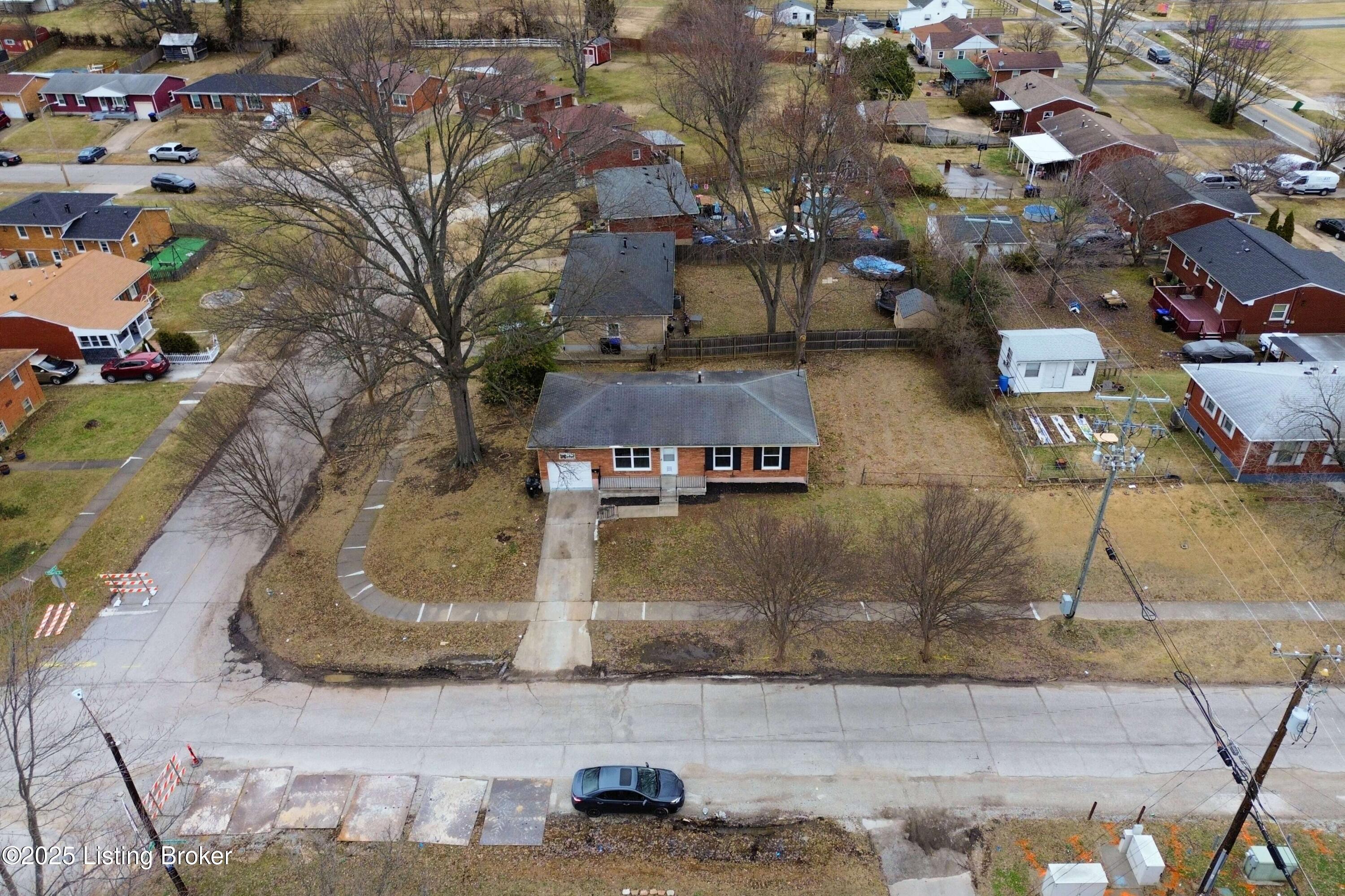 1003 Clayborne Rd