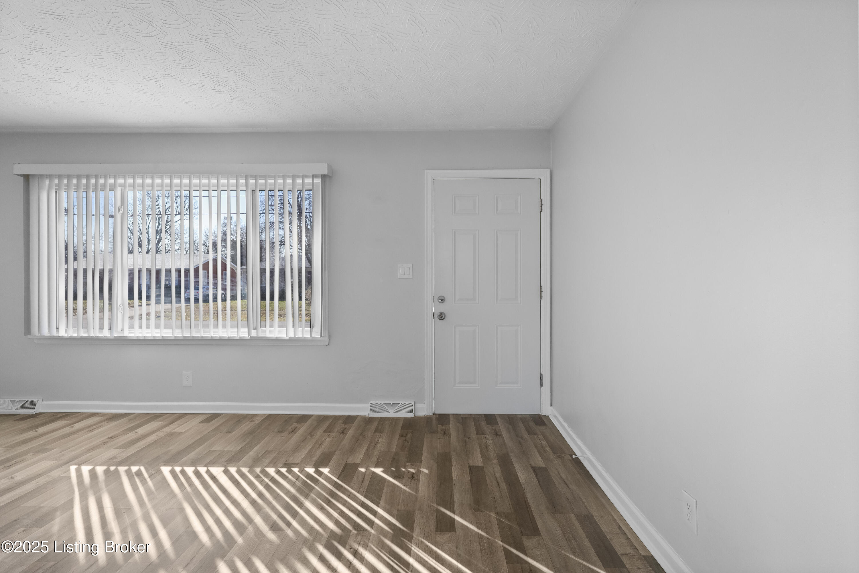 2337 Quinn Dr