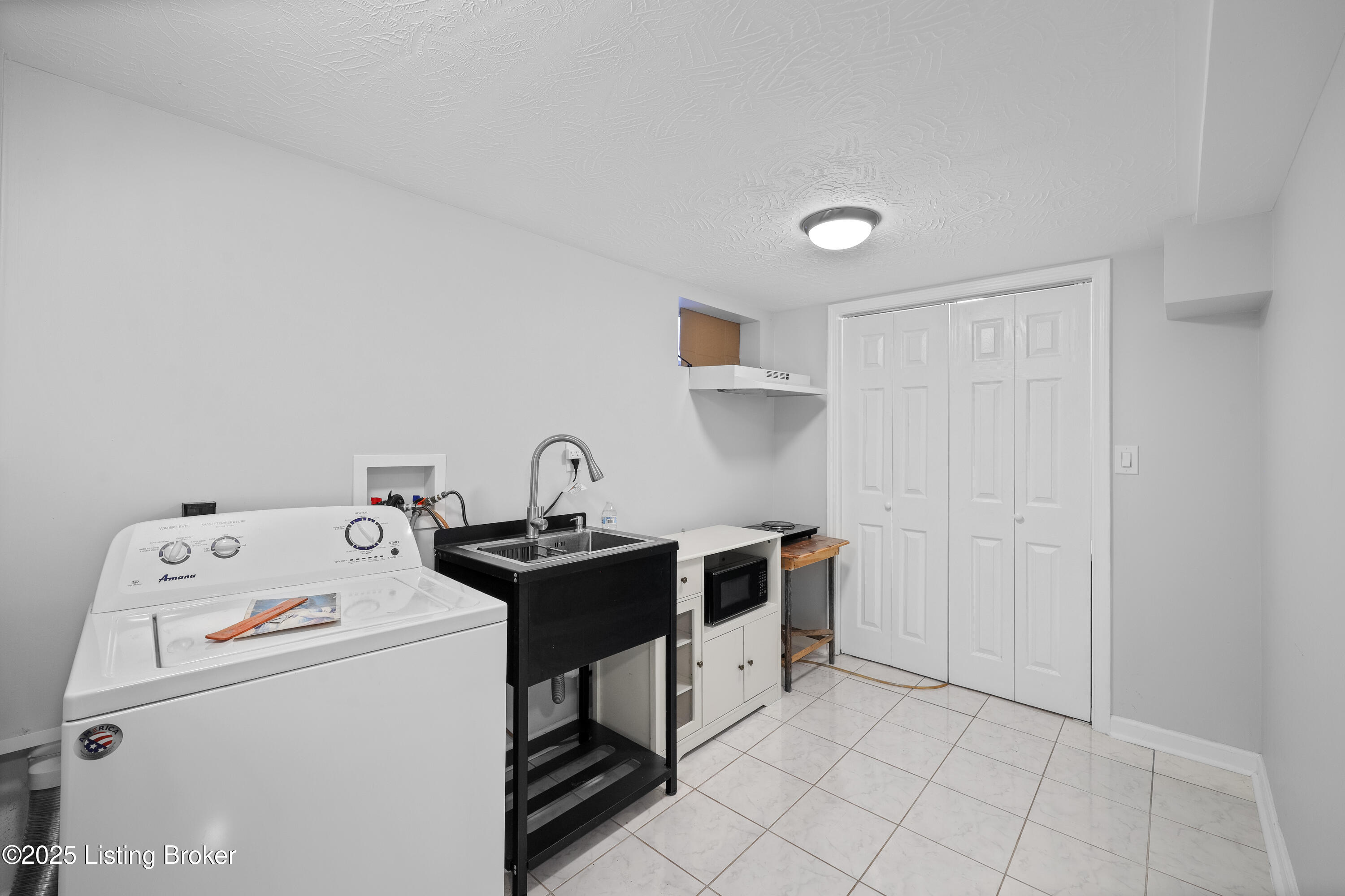 2337 Quinn Dr