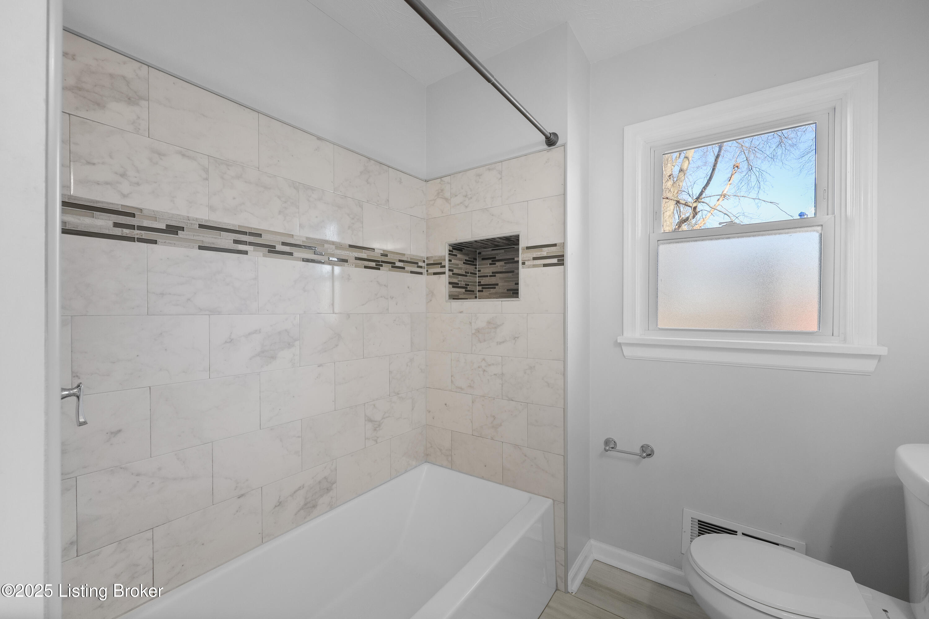 2337 Quinn Dr