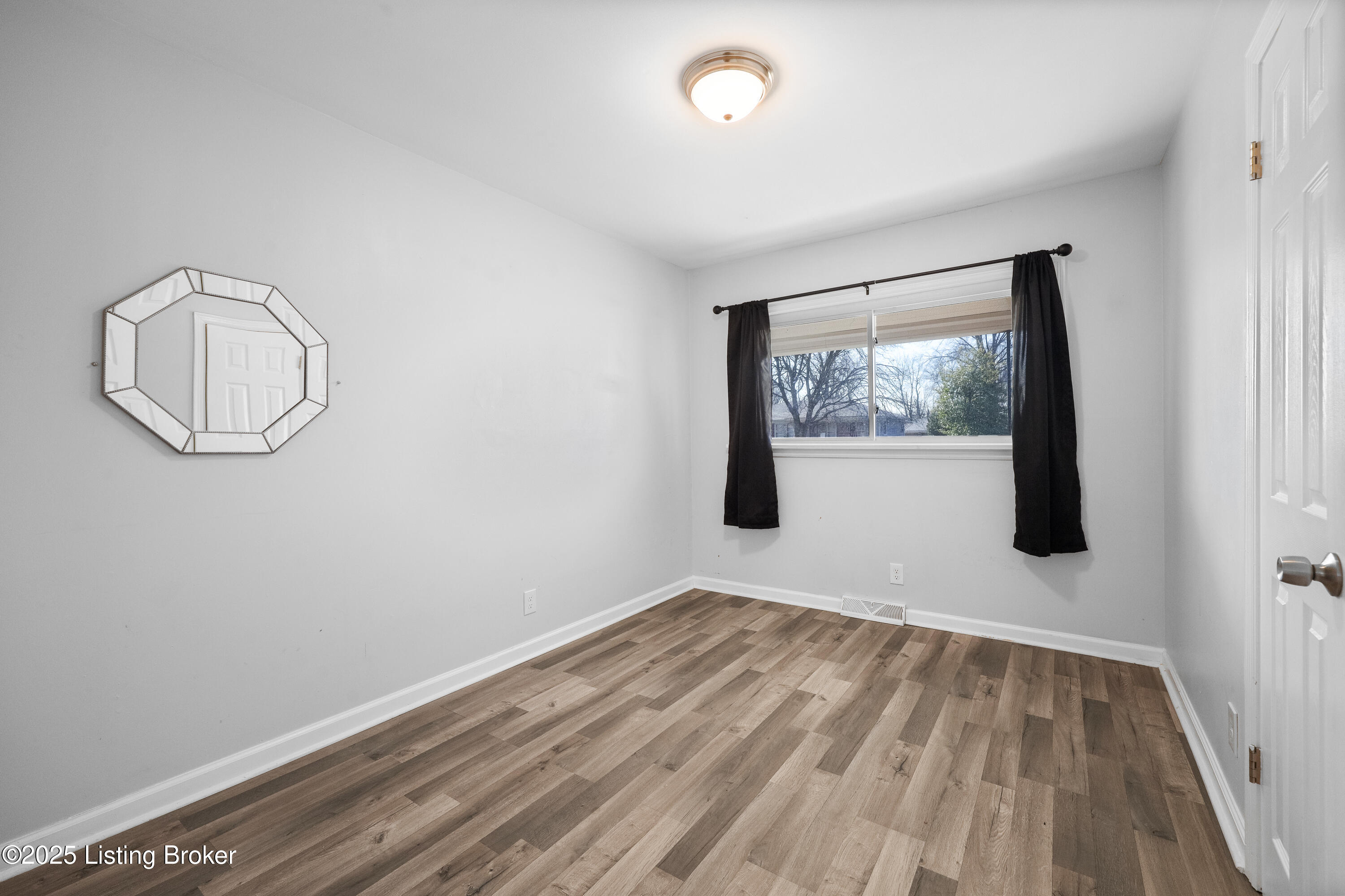 2337 Quinn Dr
