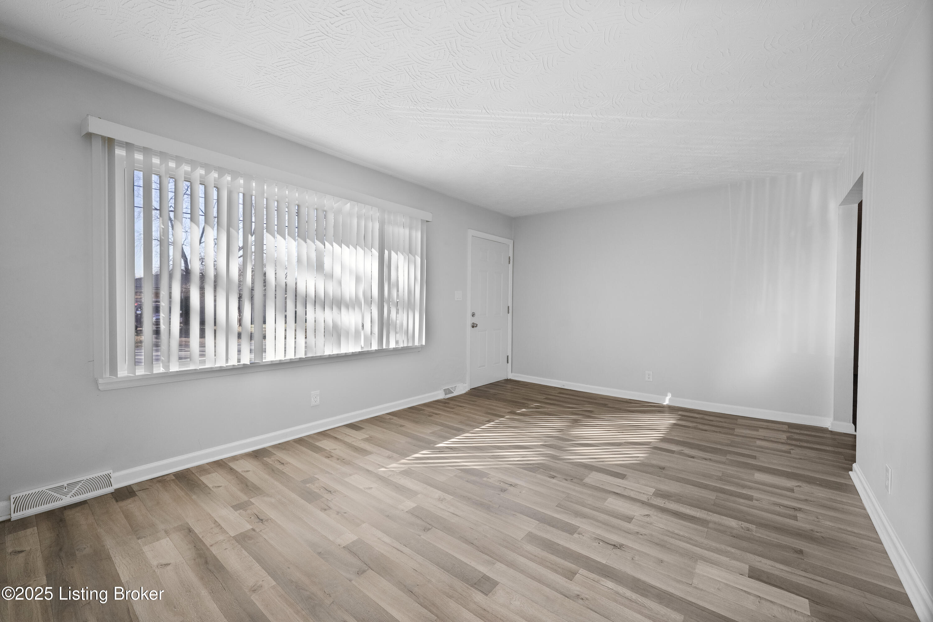 2337 Quinn Dr