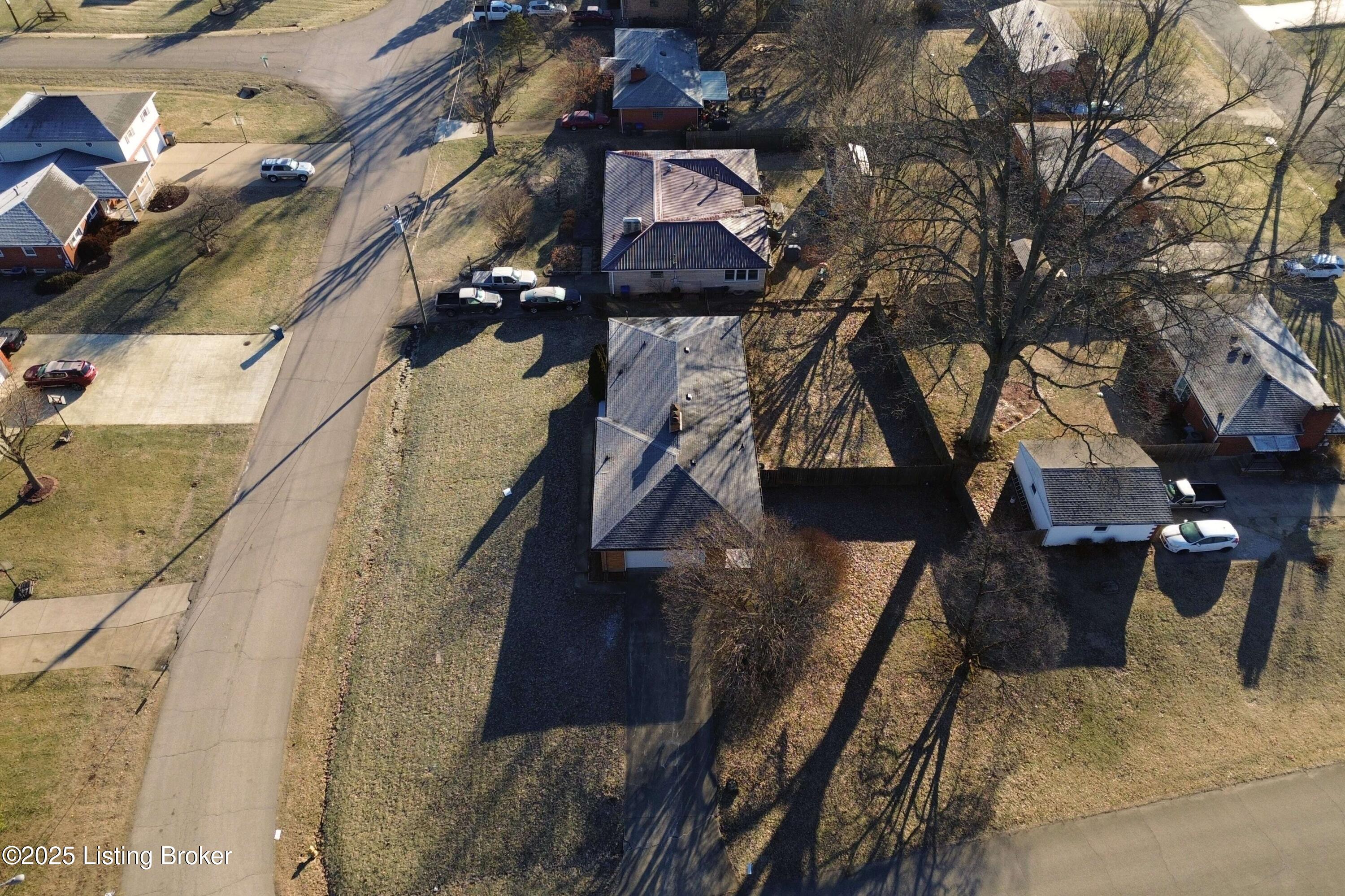7910 Waterfern Way