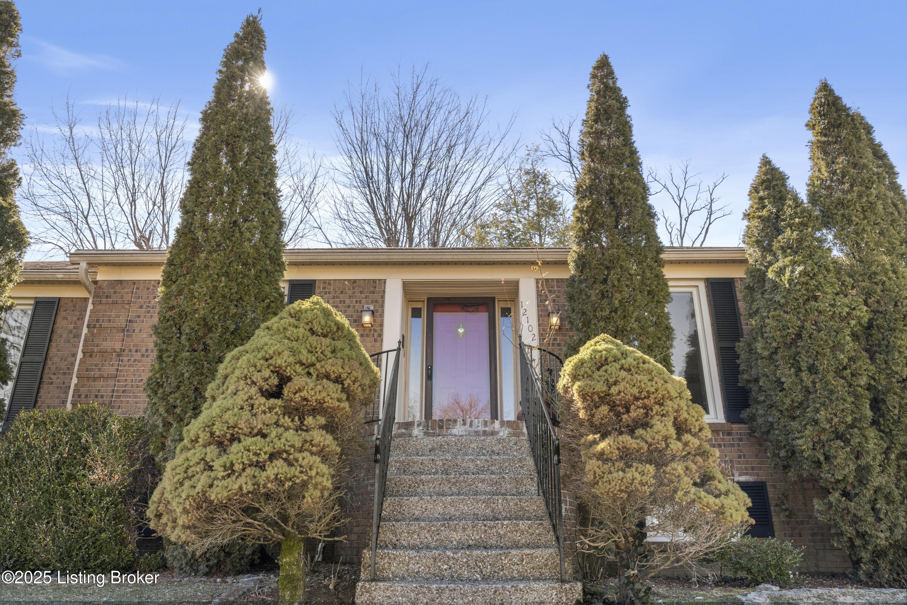 12102 Edenwood Dr