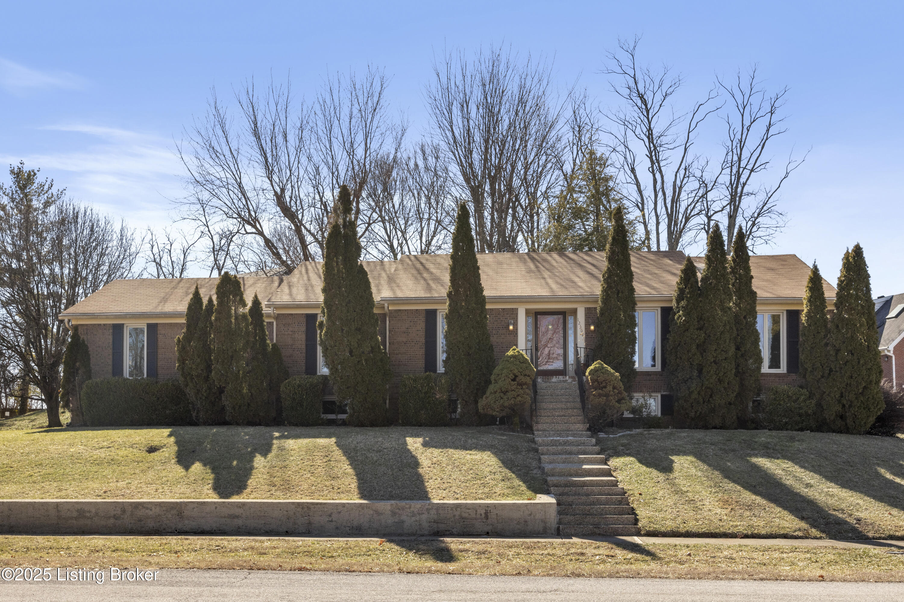 12102 Edenwood Dr