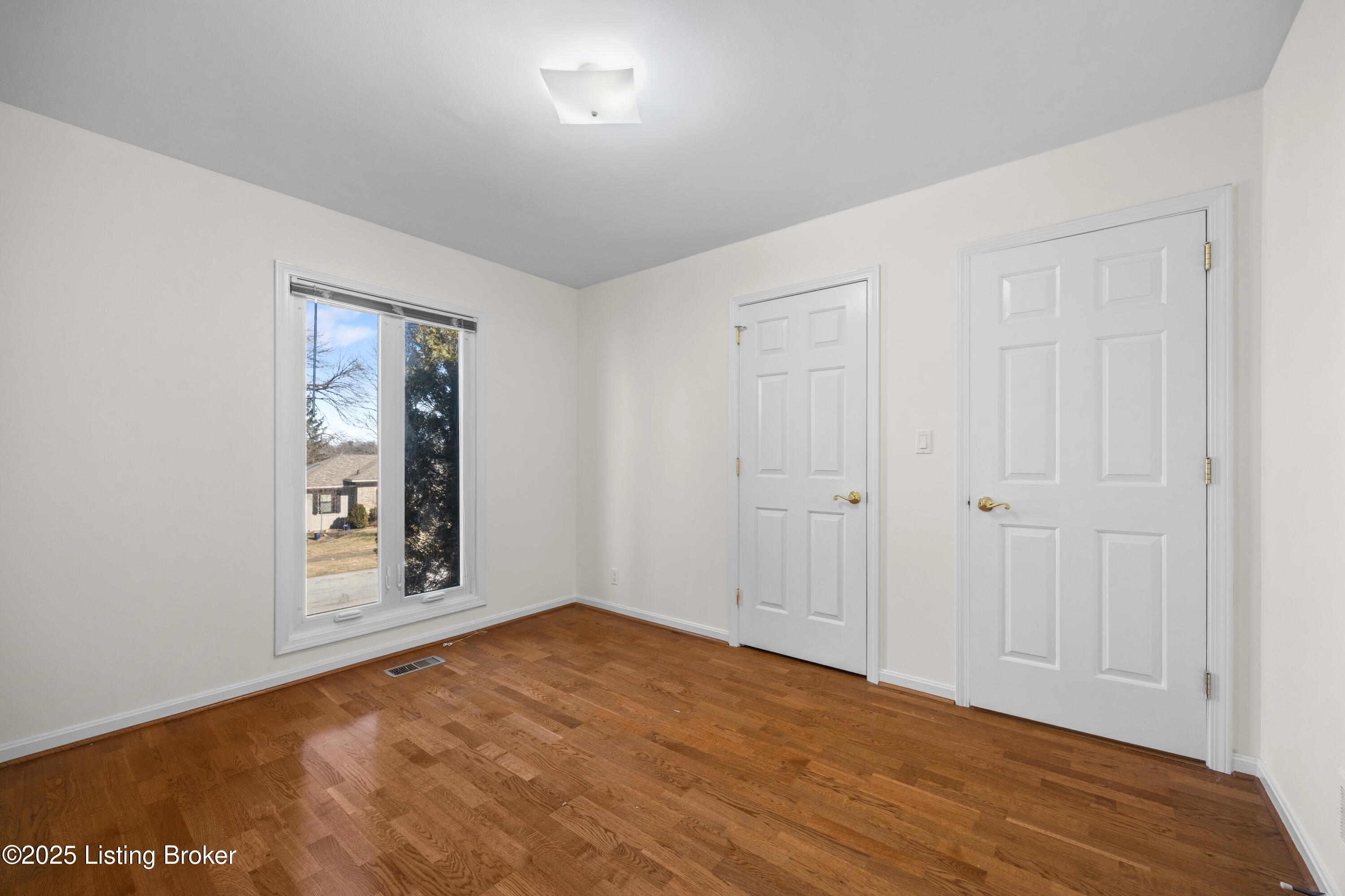 12102 Edenwood Dr