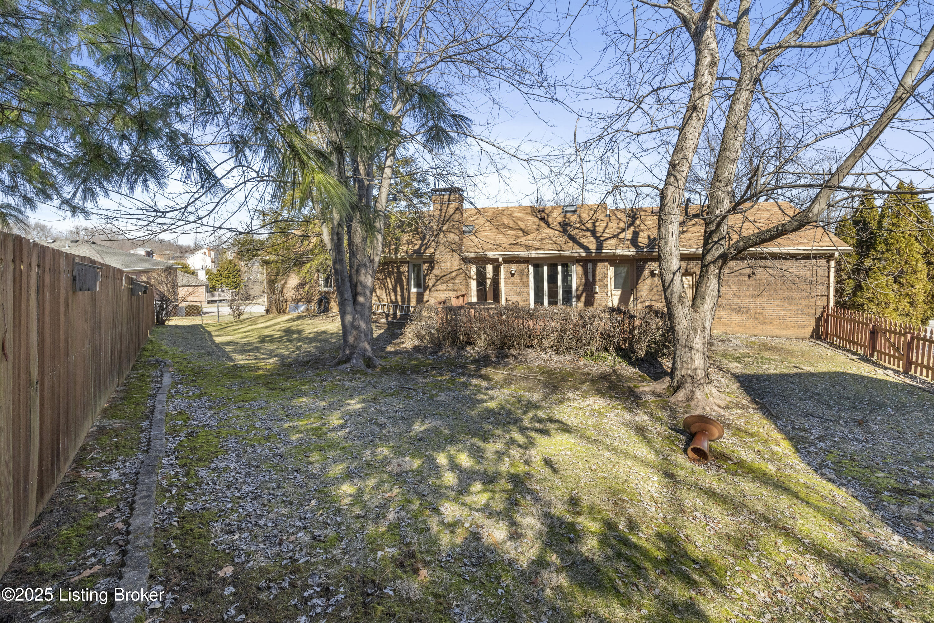 12102 Edenwood Dr