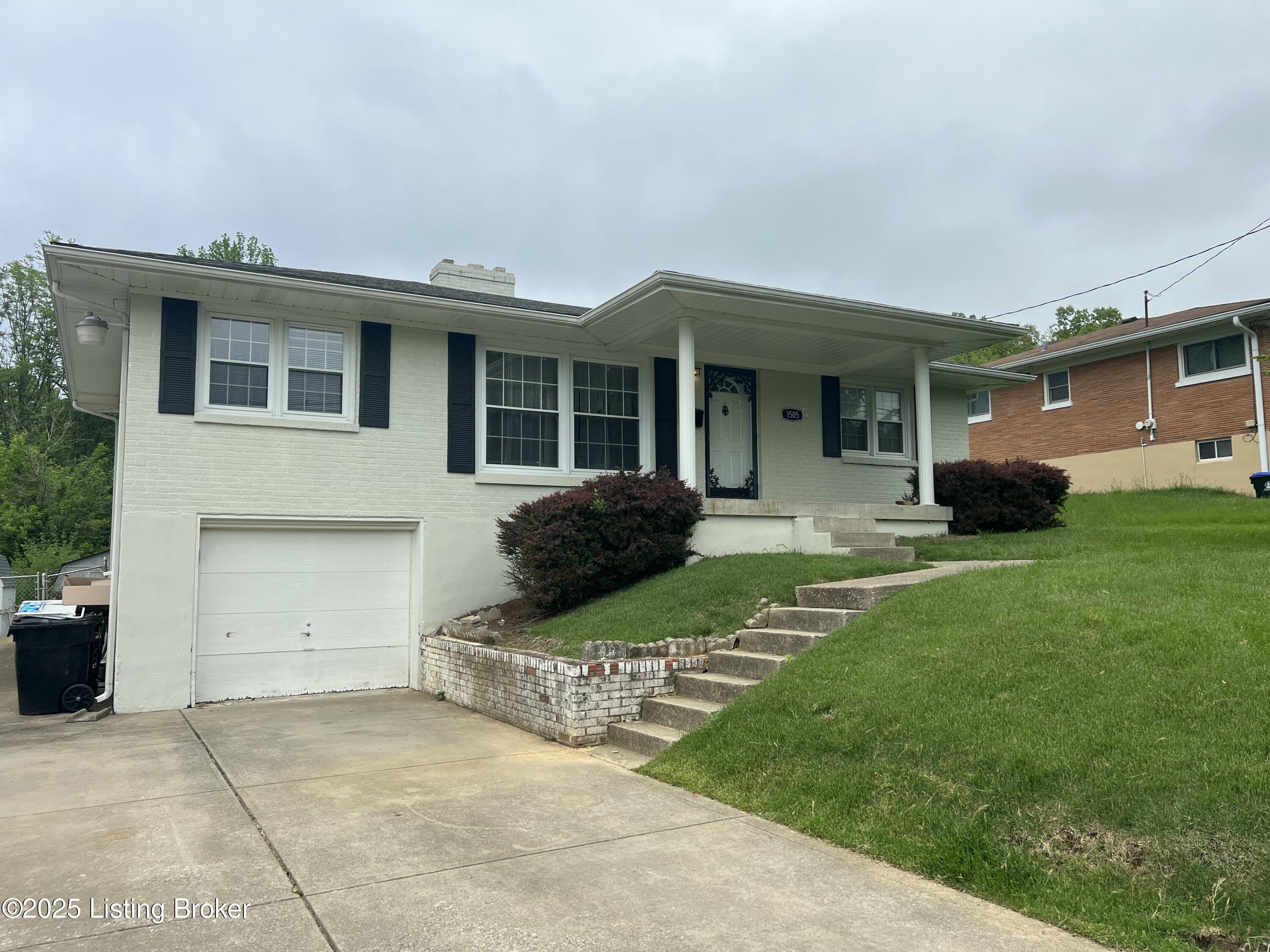 1505 Melody Ln