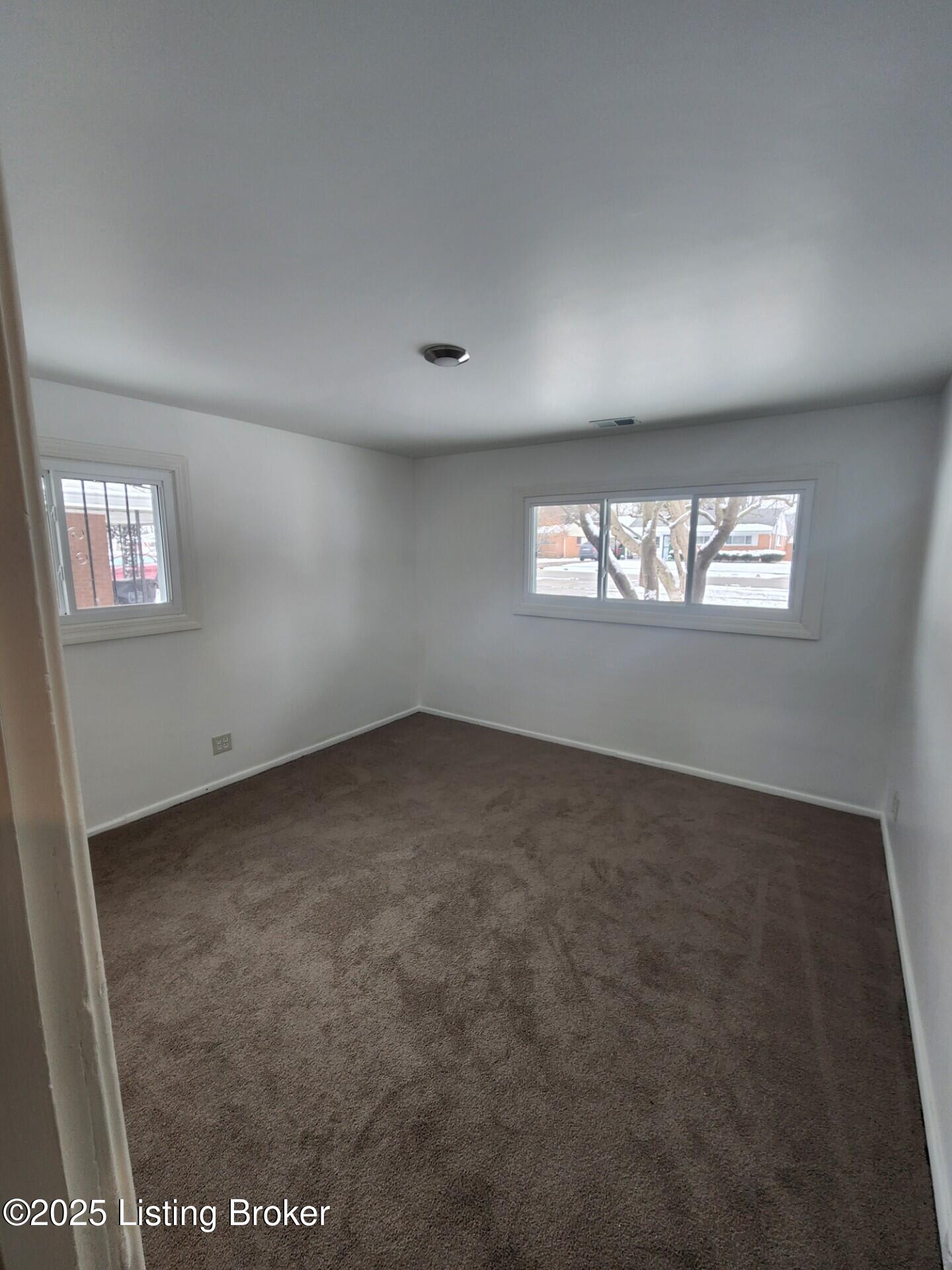 2029 Kendall Ln