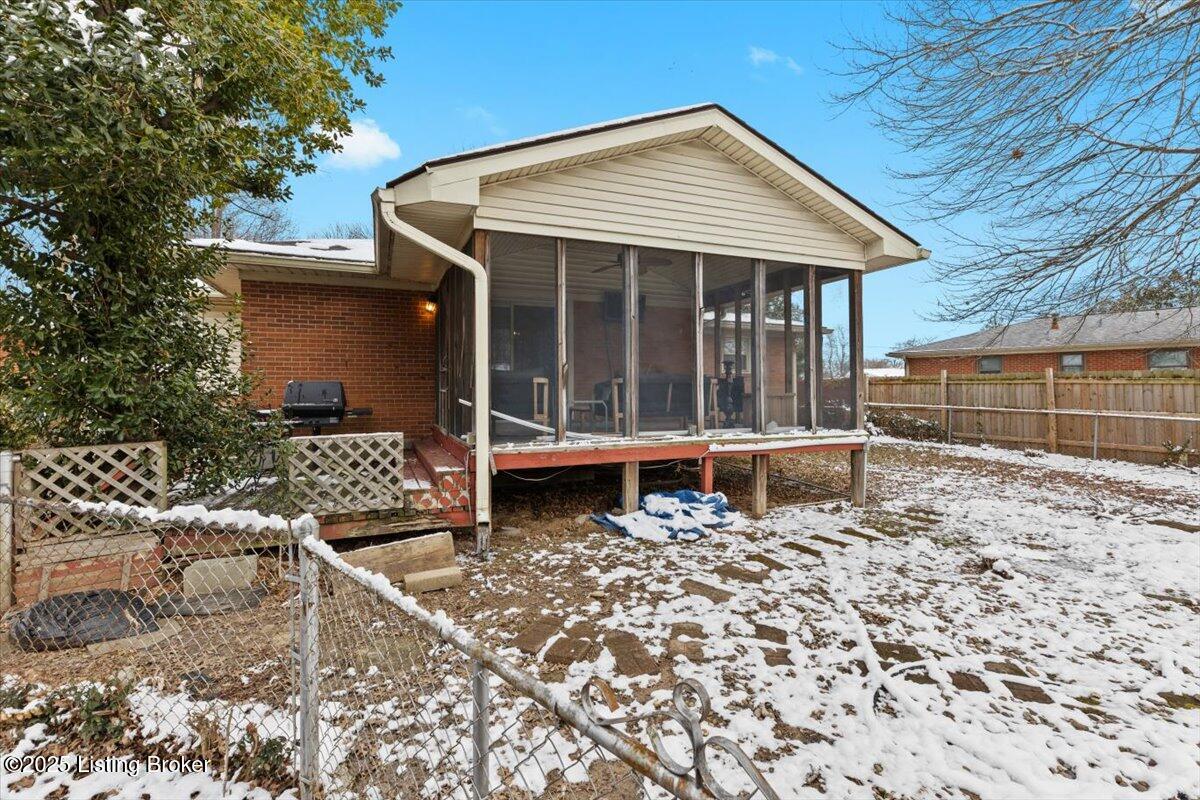 6347 Hunters Grove Rd