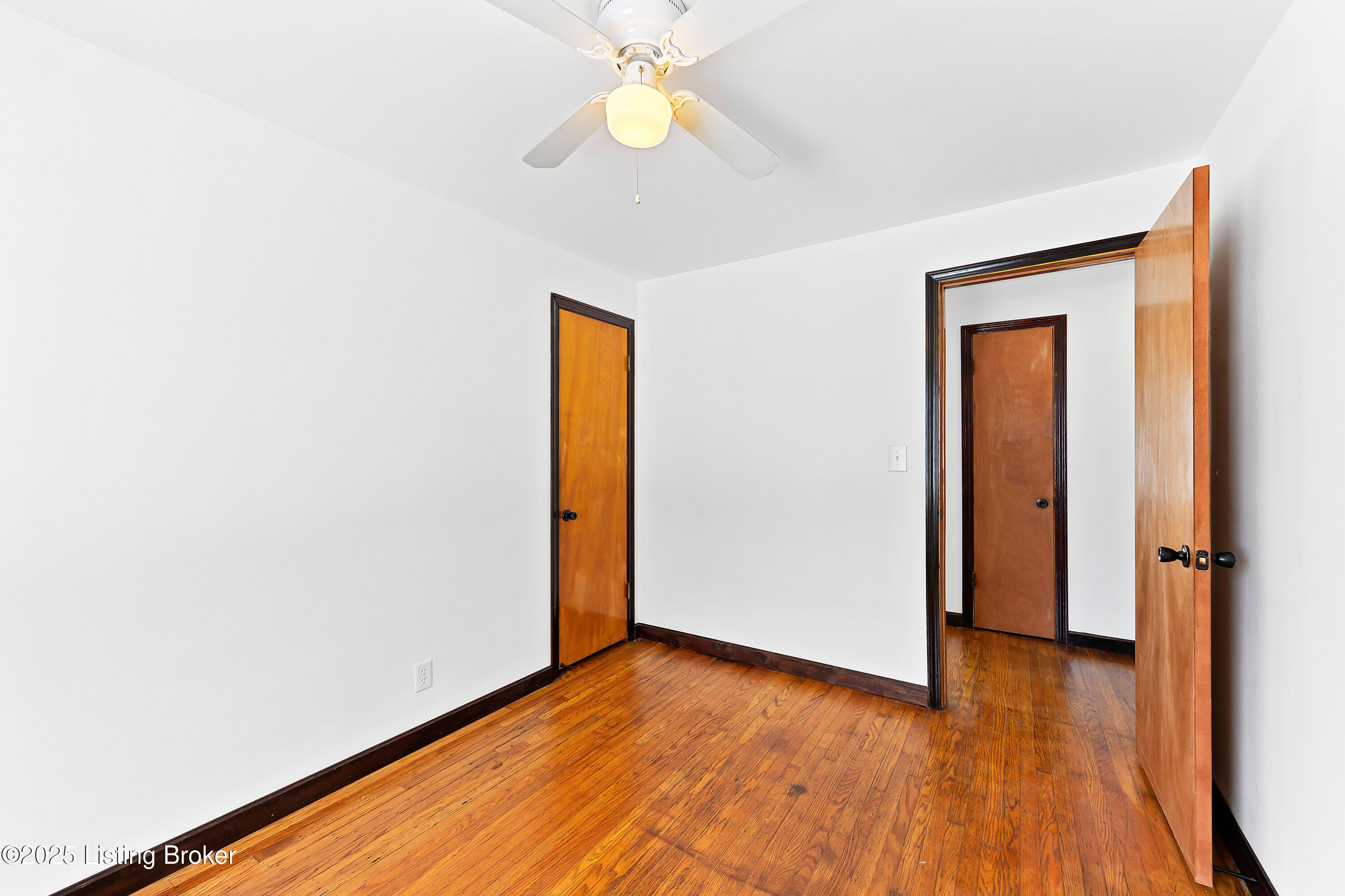 2506 Guelat Ave