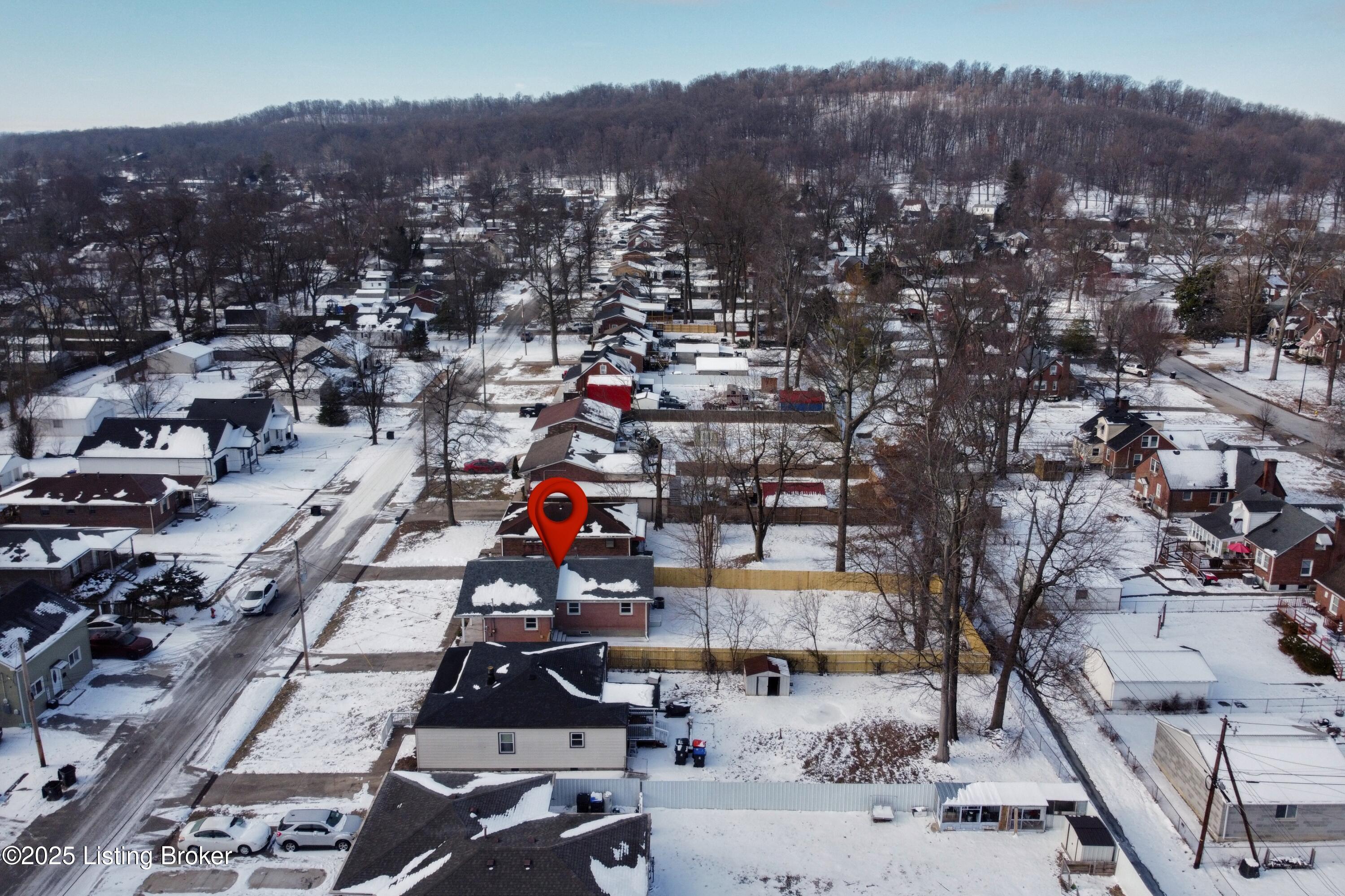 617 Iroquois Ave
