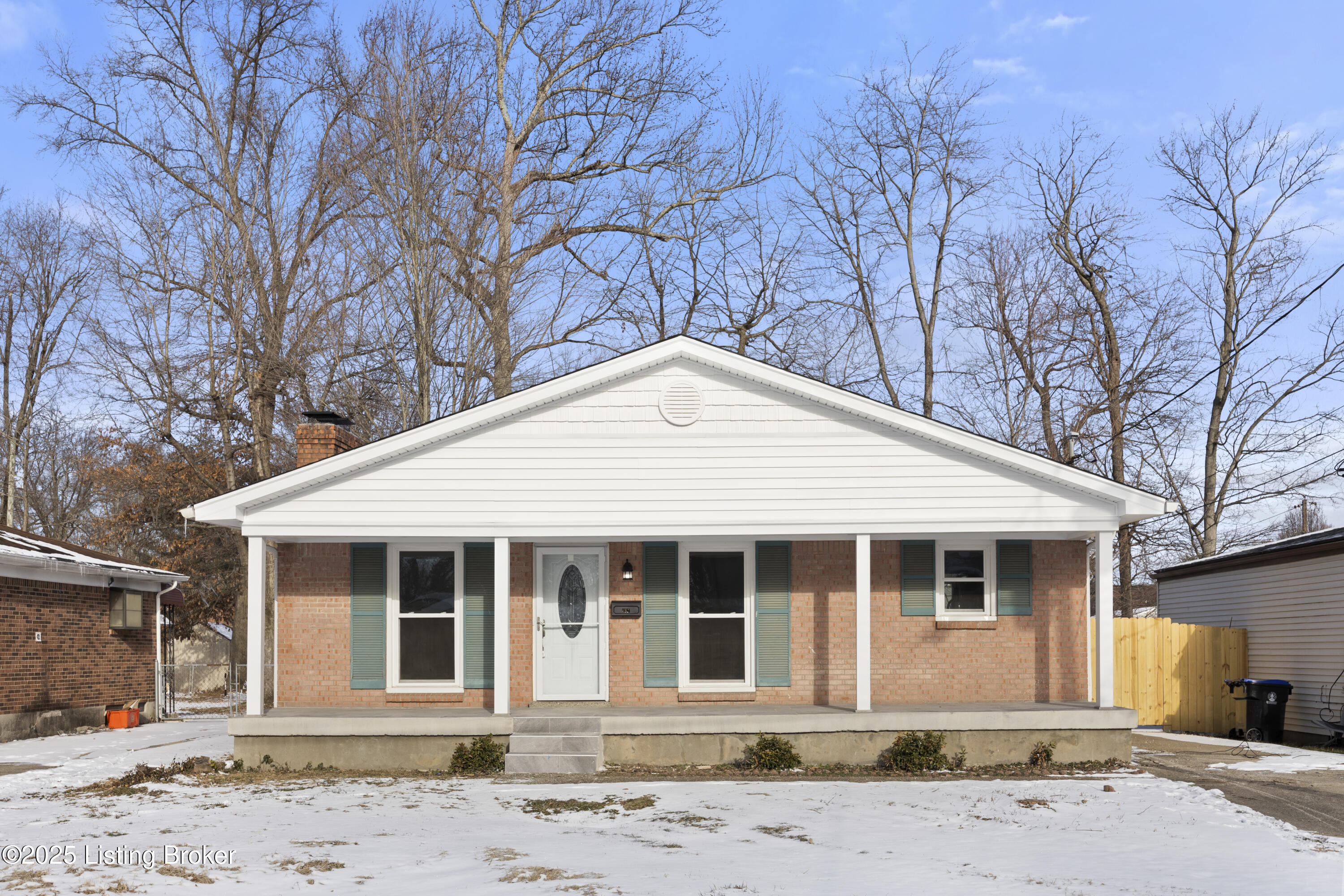 617 Iroquois Ave