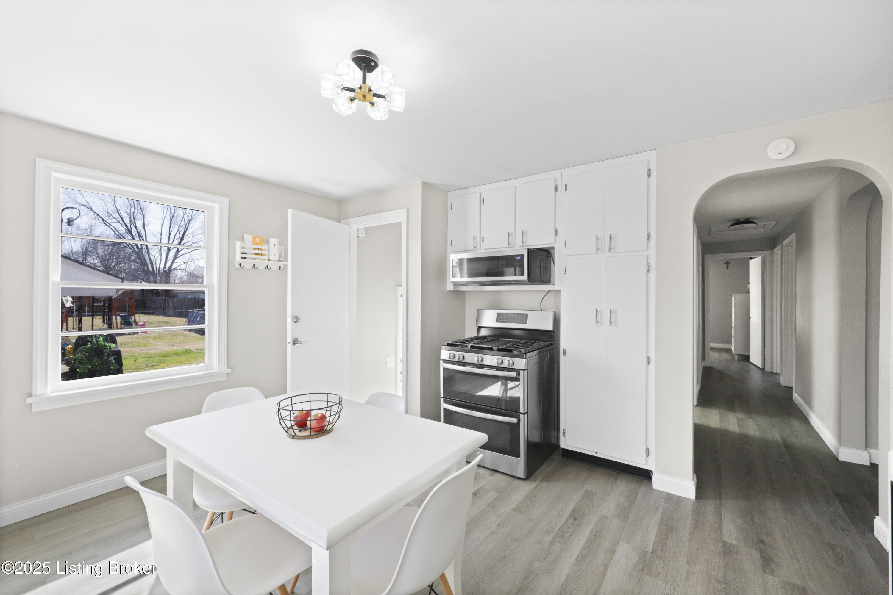 2226 Farnsley Rd