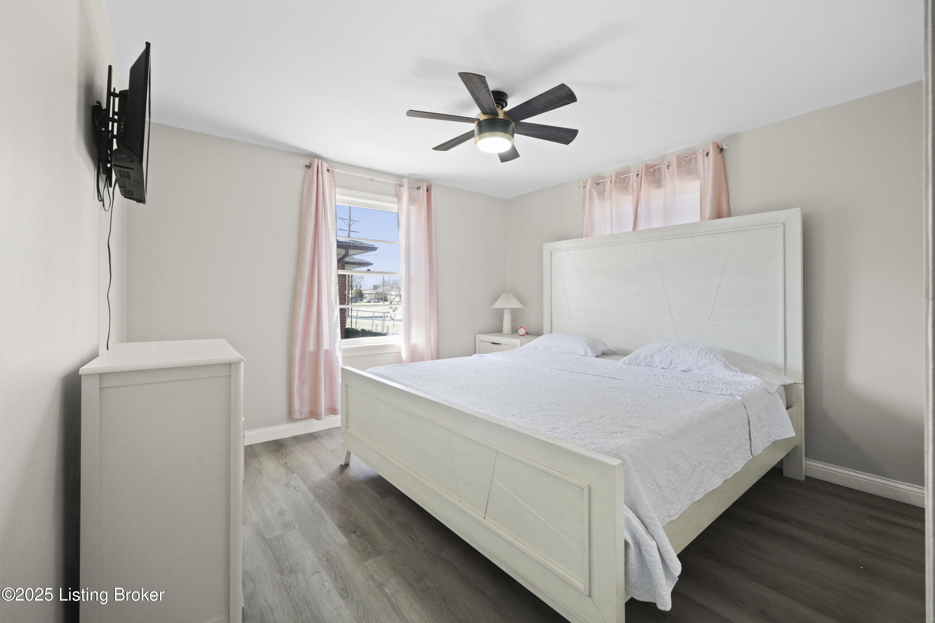 2226 Farnsley Rd