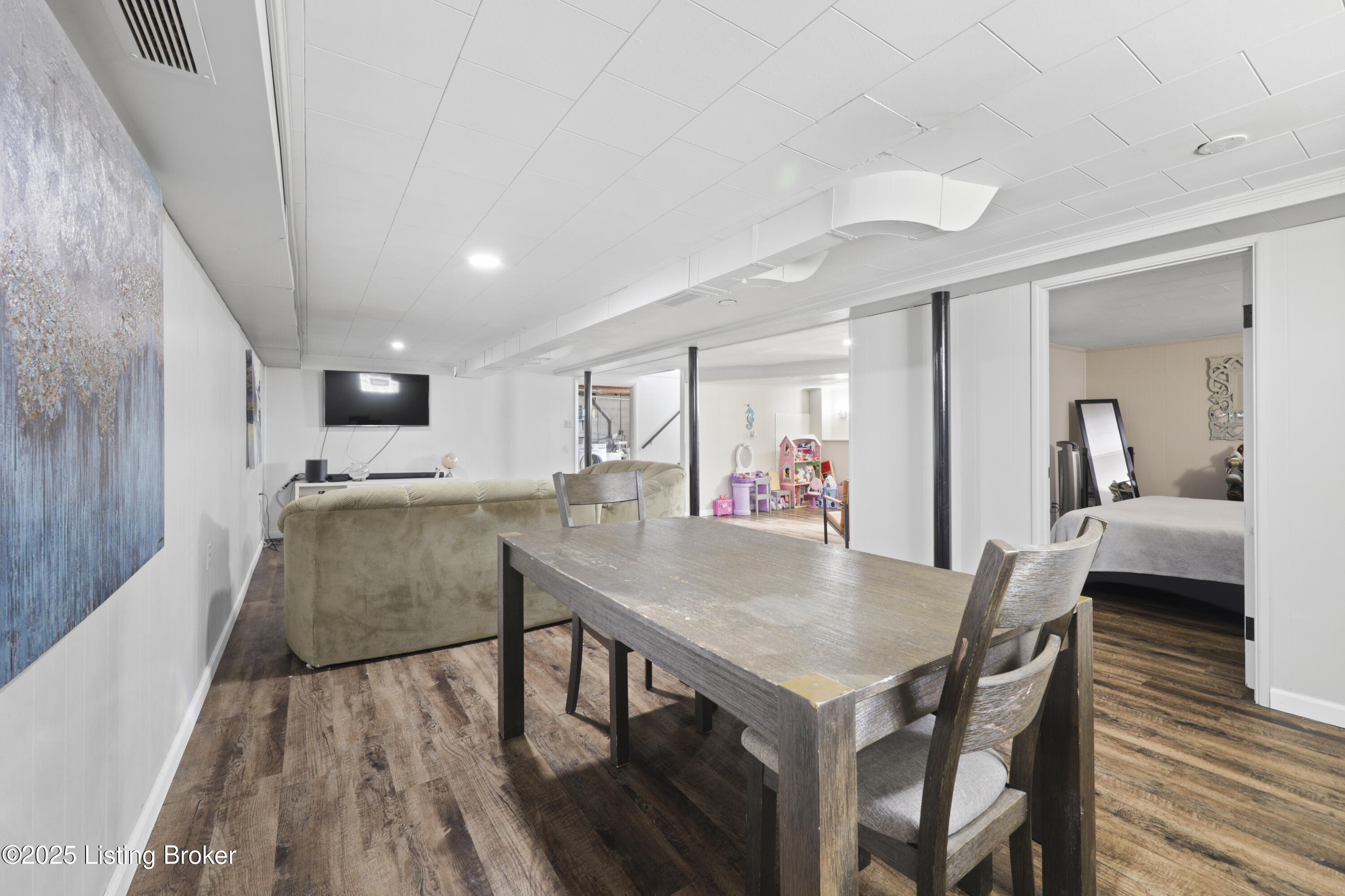 2226 Farnsley Rd