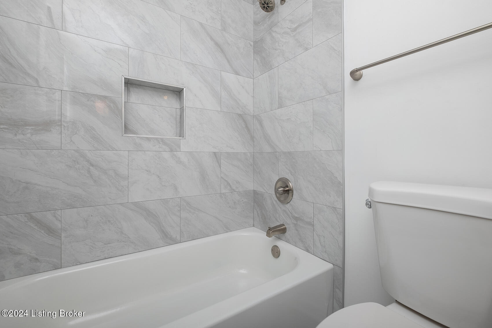 4903 Lagoona Dr