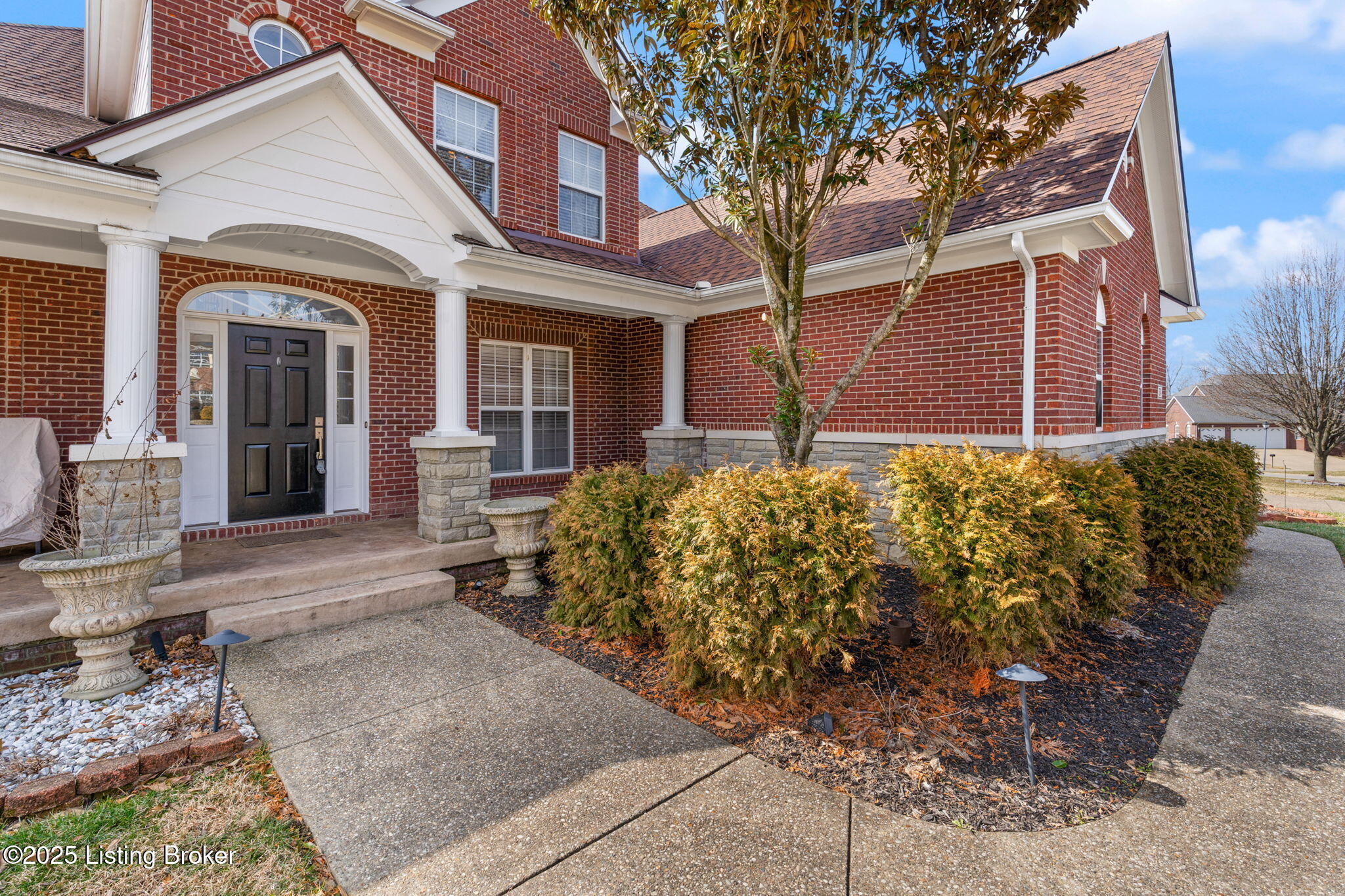 16704 Glen Lakes Dr