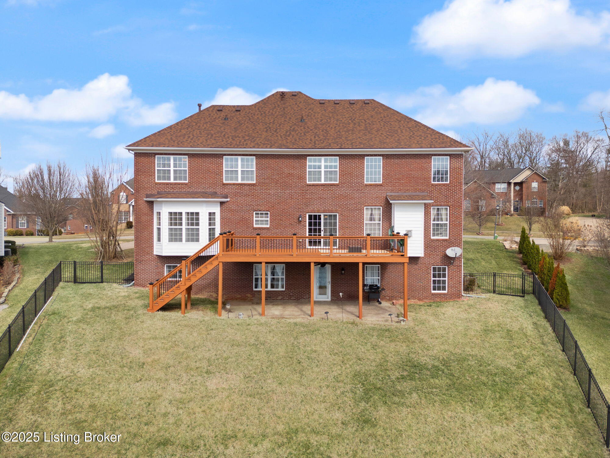 16704 Glen Lakes Dr