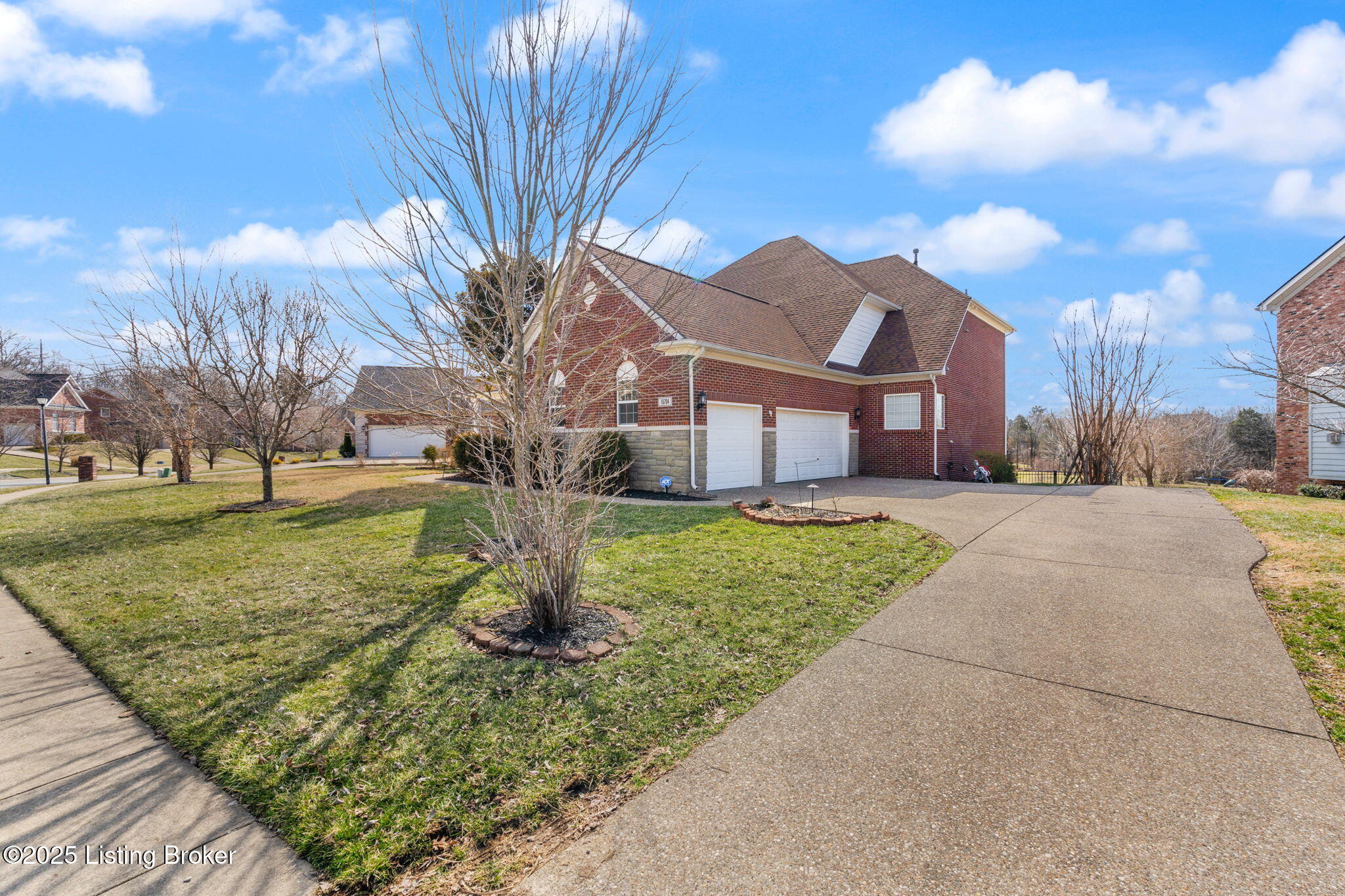 16704 Glen Lakes Dr