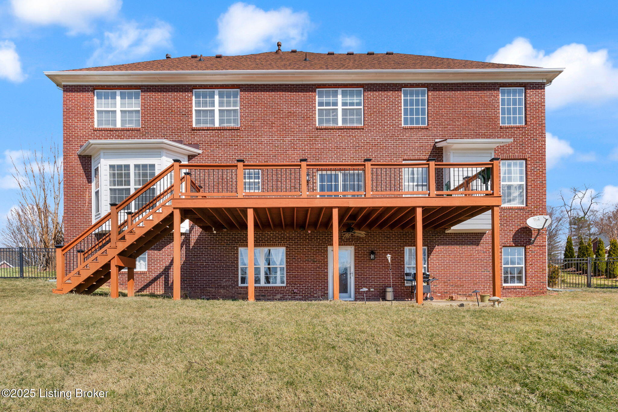 16704 Glen Lakes Dr